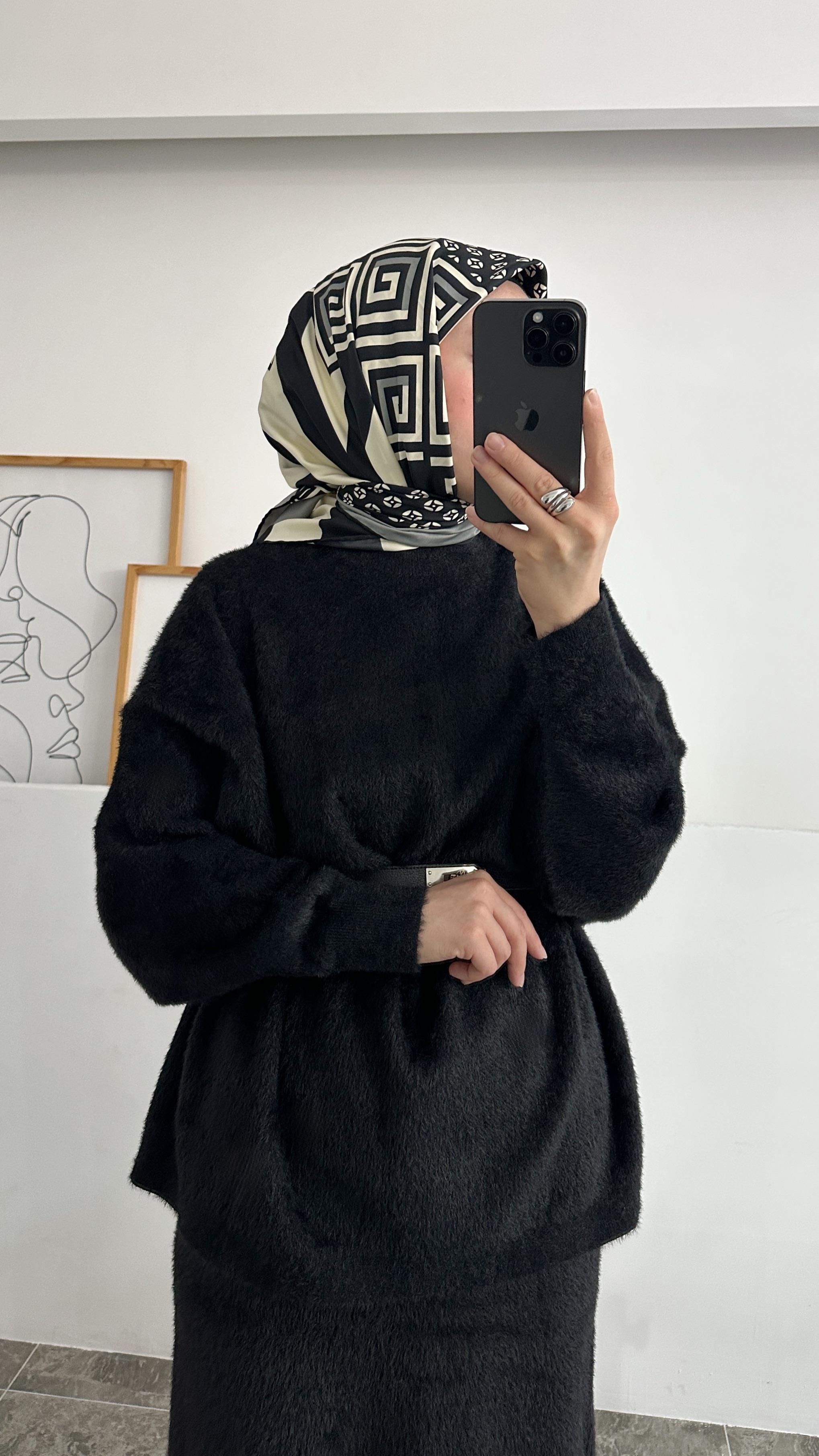 Yarnie Geometrik Desen Gri Eşarp