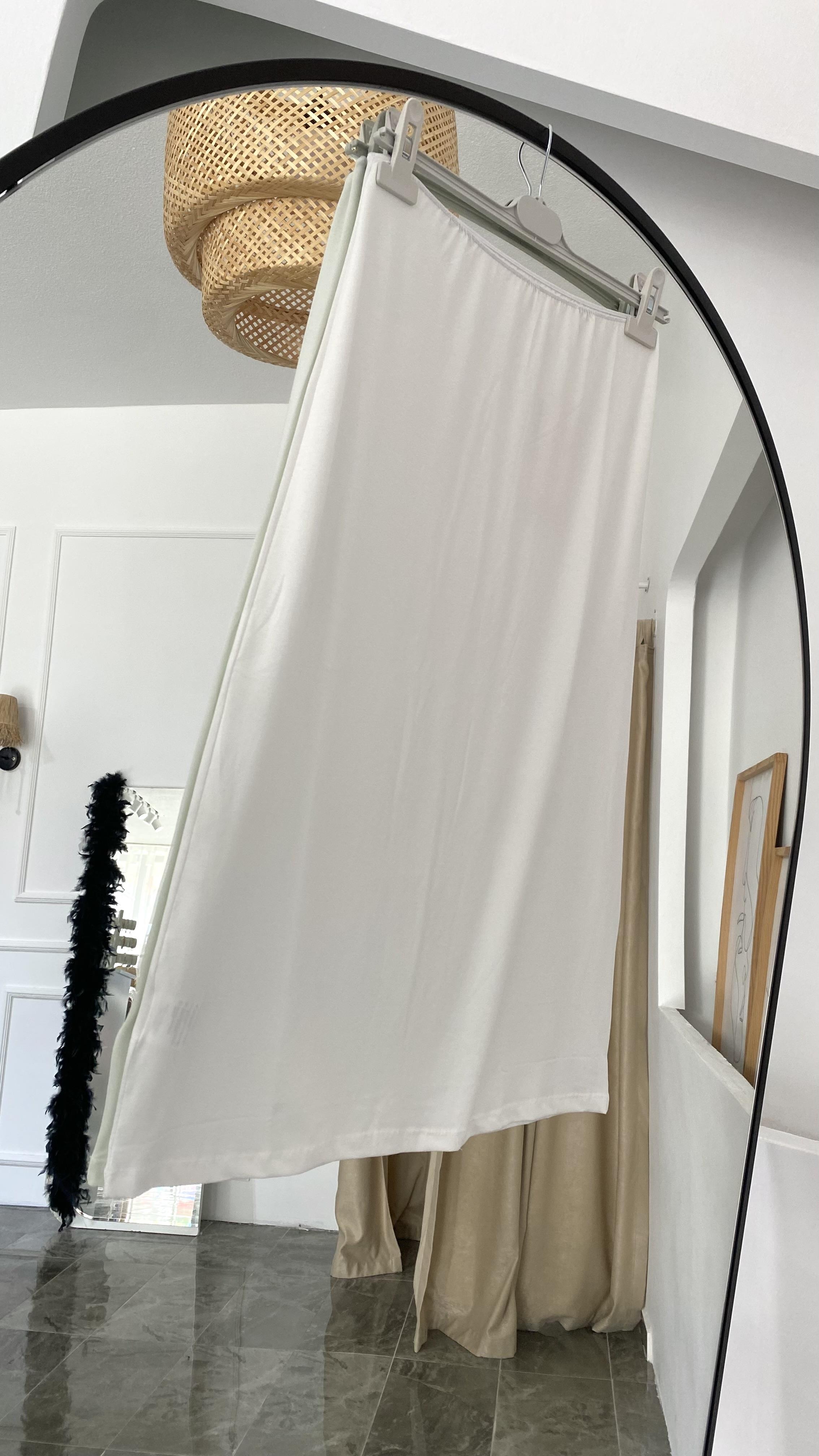 Zoe Beyaz İçlik Etek 