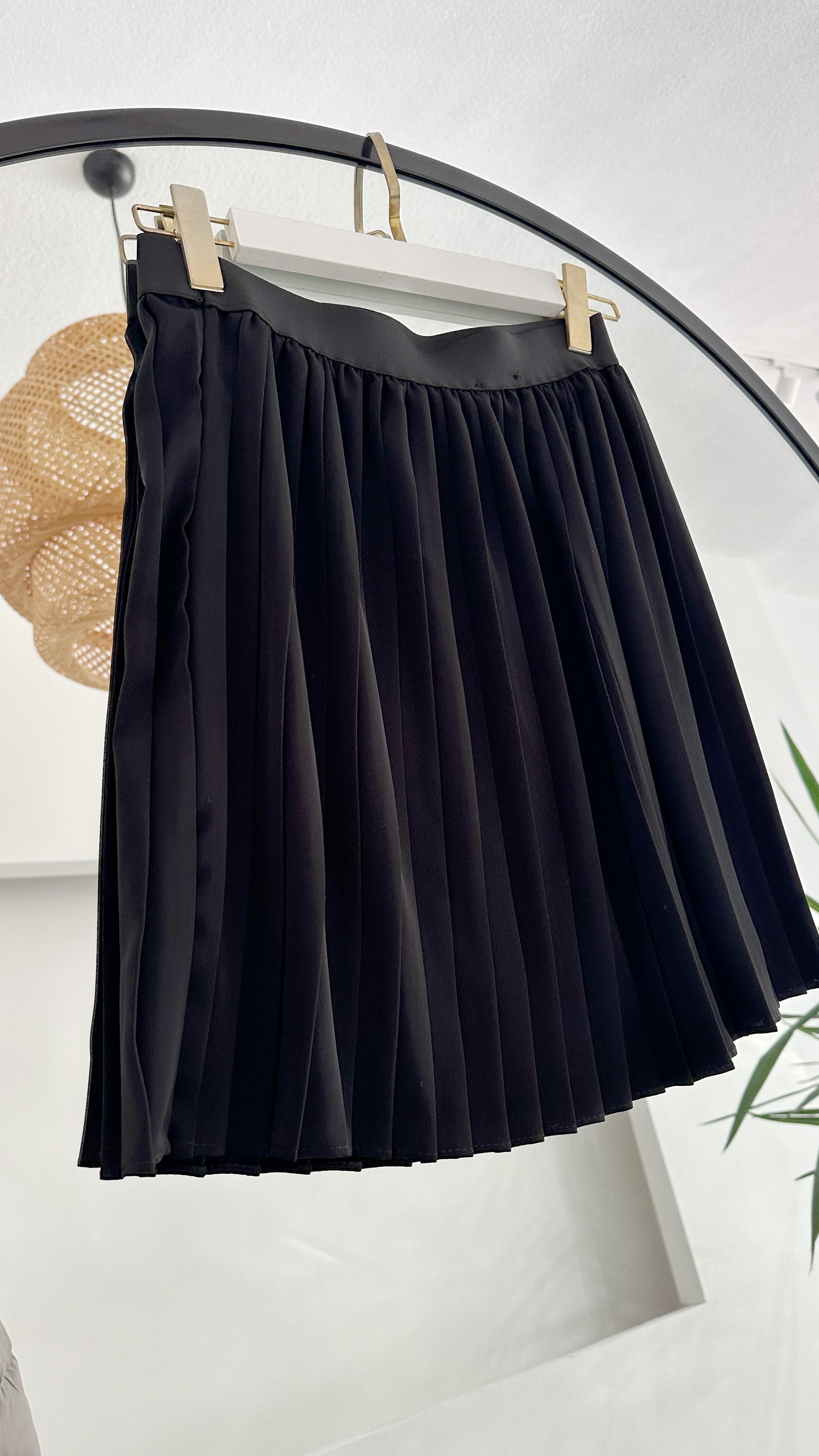 Zoe Piliseli Siyah Etek İçlik