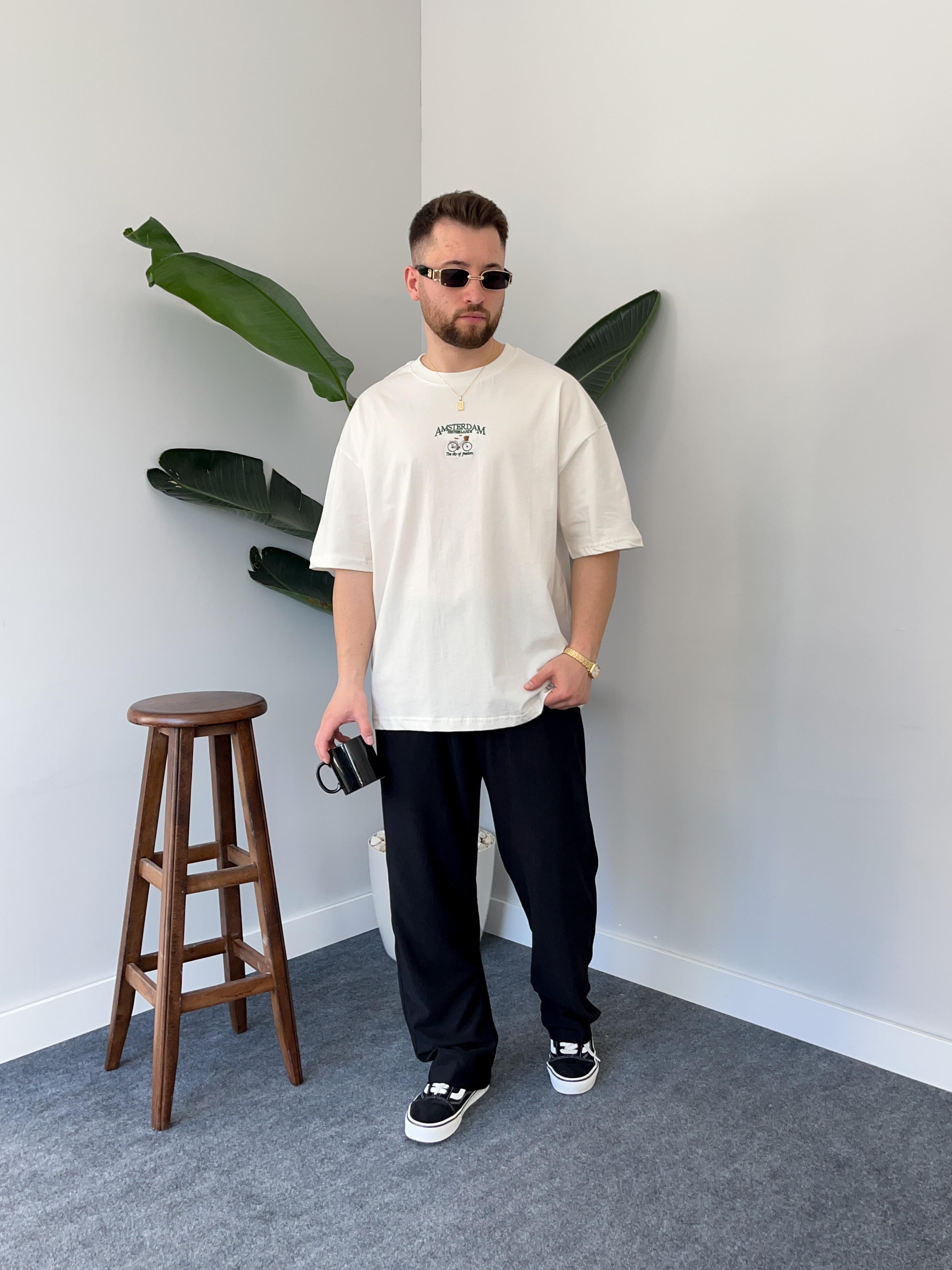 Amsterdam Nakışlı Ekru Oversize  T-shirt