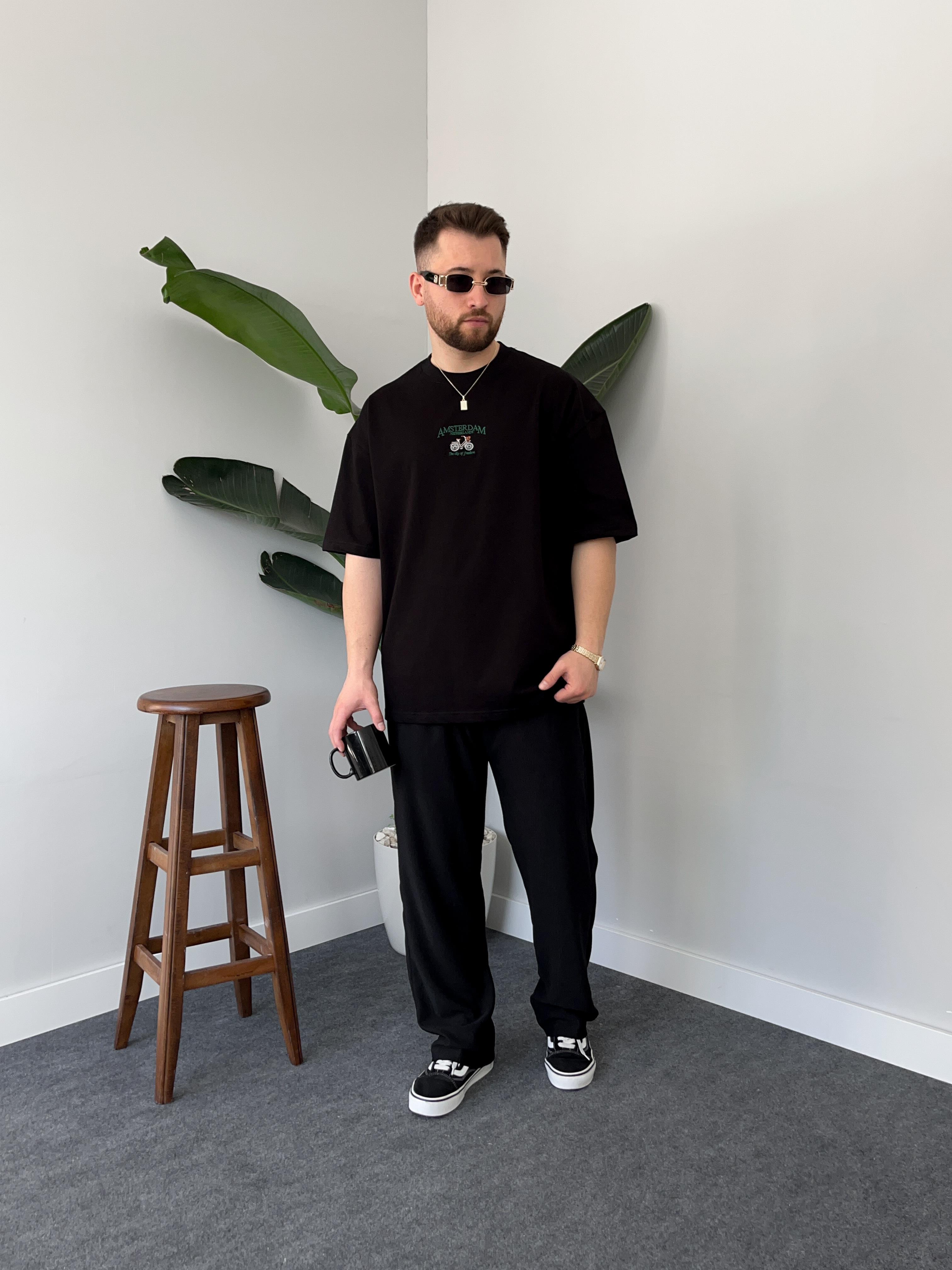 Amsterdam Nakışlı Siyah Oversize  T-shirt