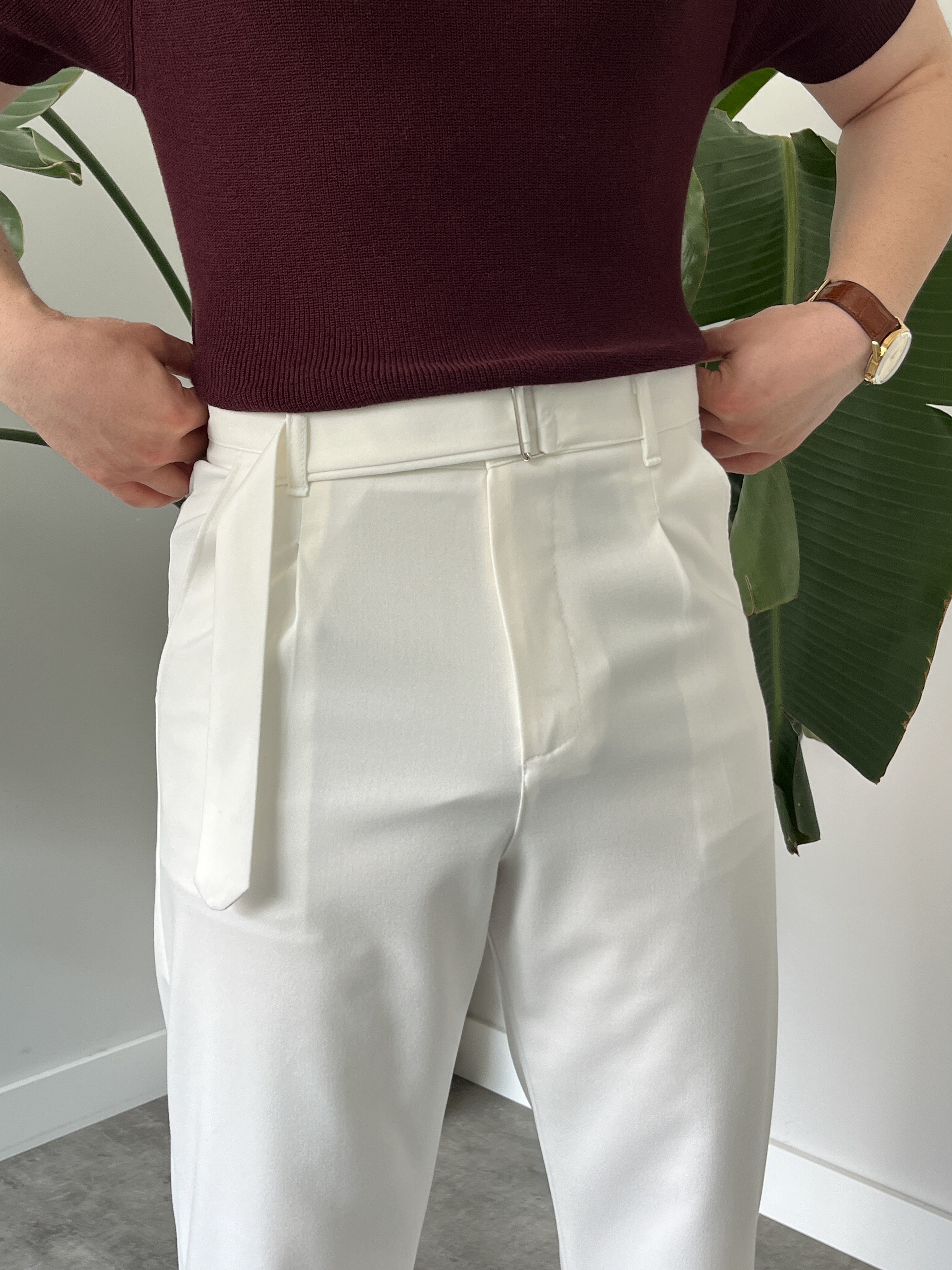 Beyaz Kemer Detaylı Kumaş Baggy Pantolon