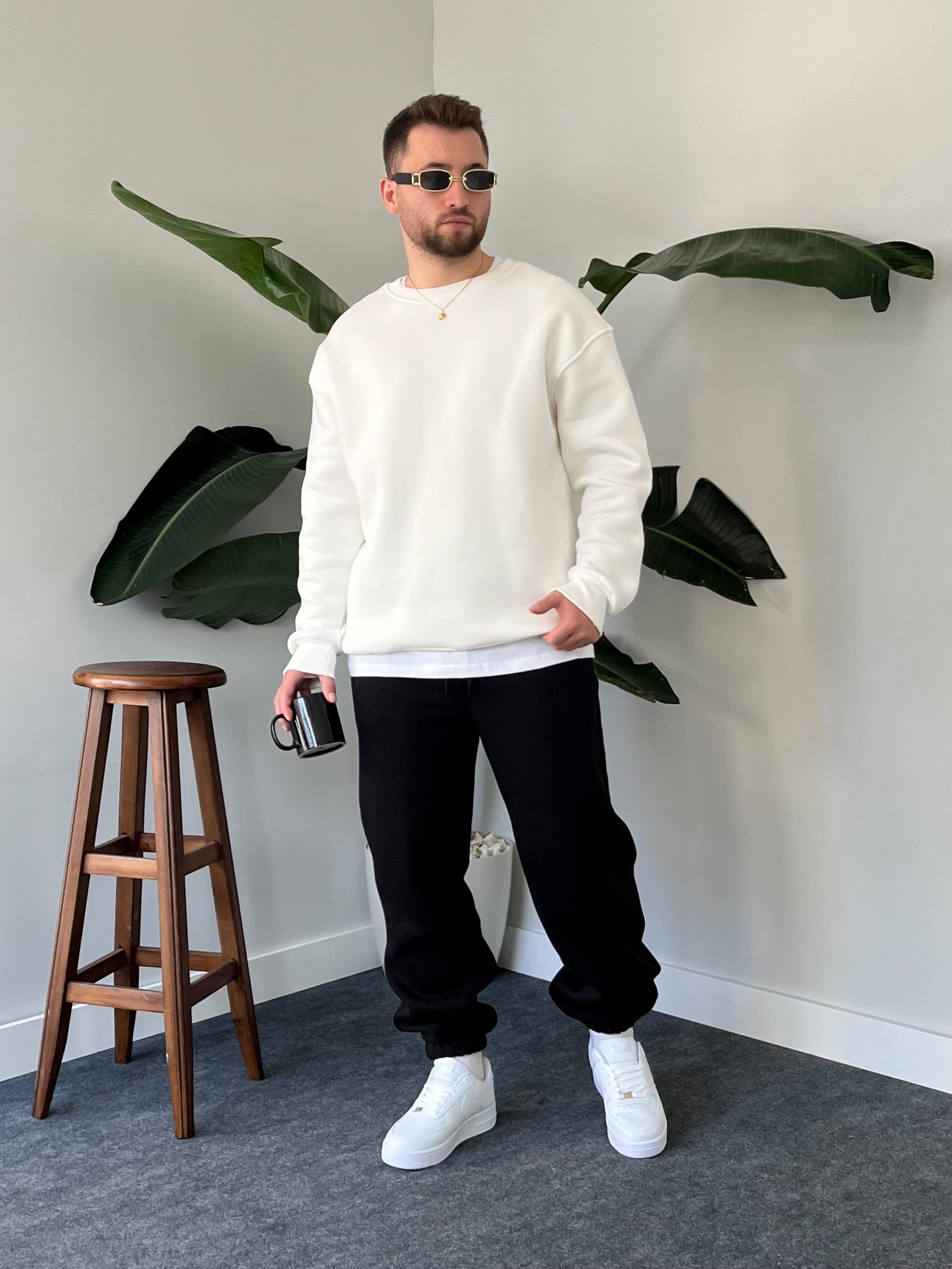 Beyaz Üç İplik Şardonlu Basic Sweatshirt