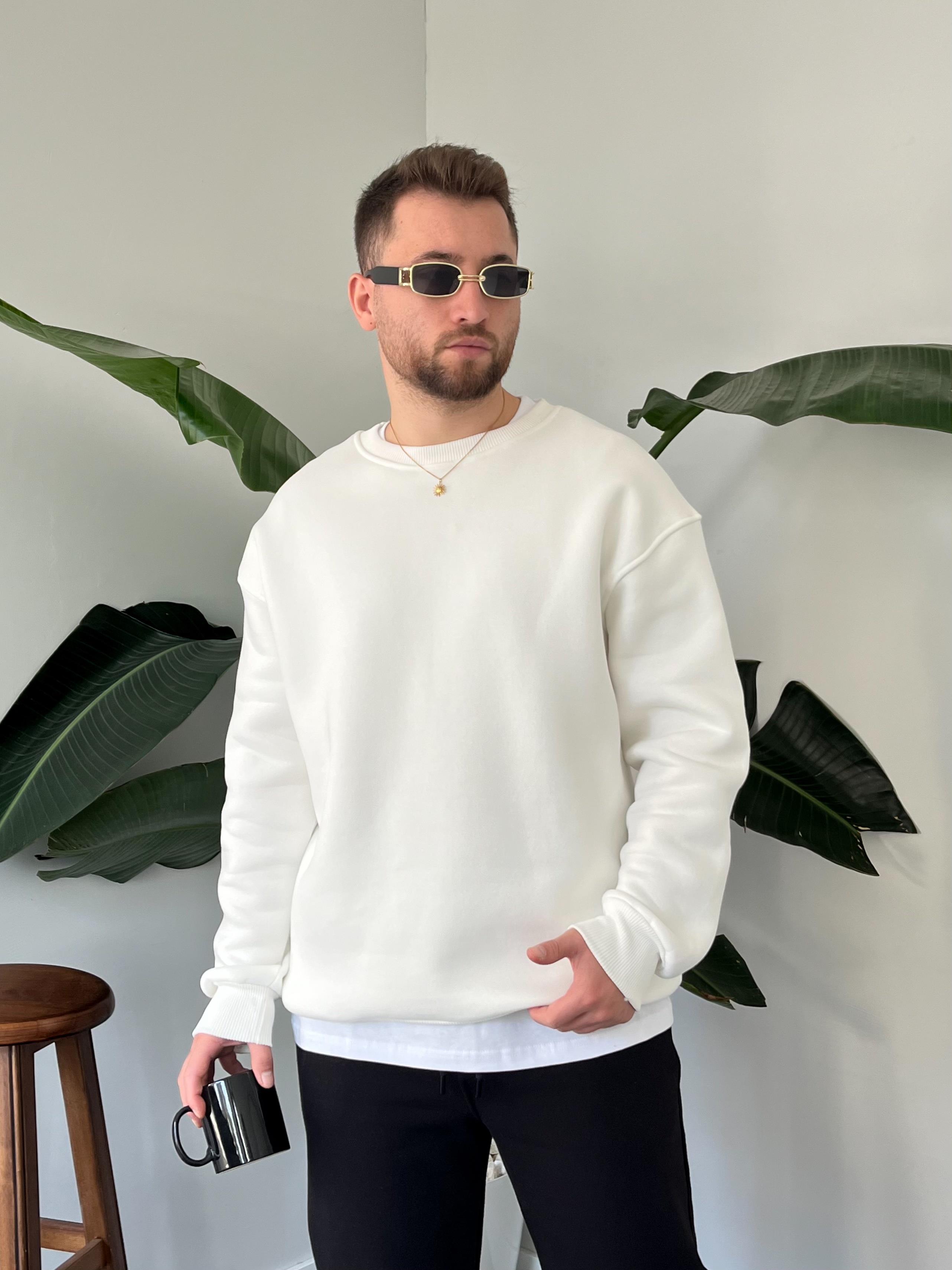 Beyaz Üç İplik Şardonlu Basic Sweatshirt