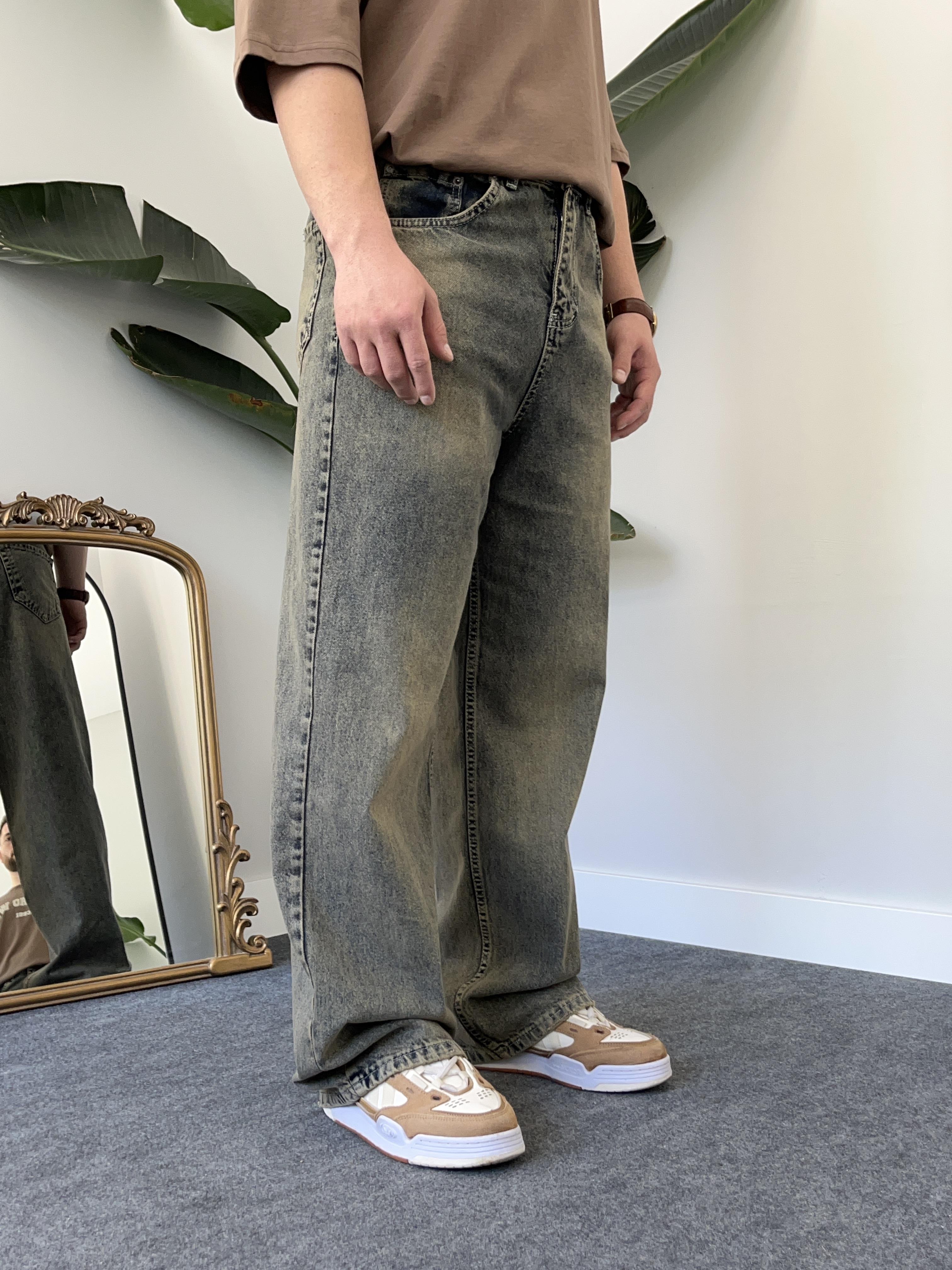 Browners Acid-Wash Extra Baggy Jean