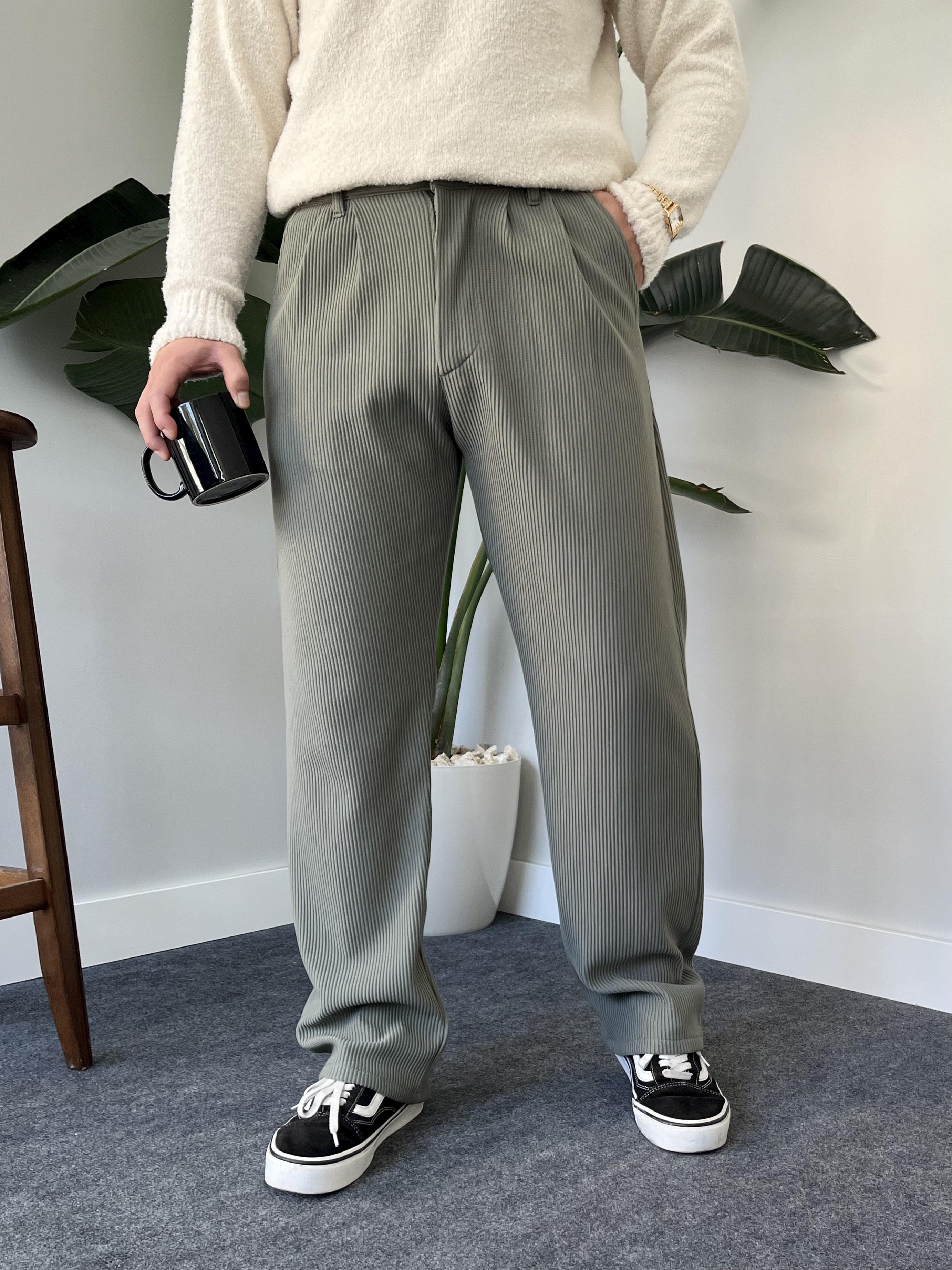 Çağla Yeşili Pileli Fitilli Baggy Pantolon