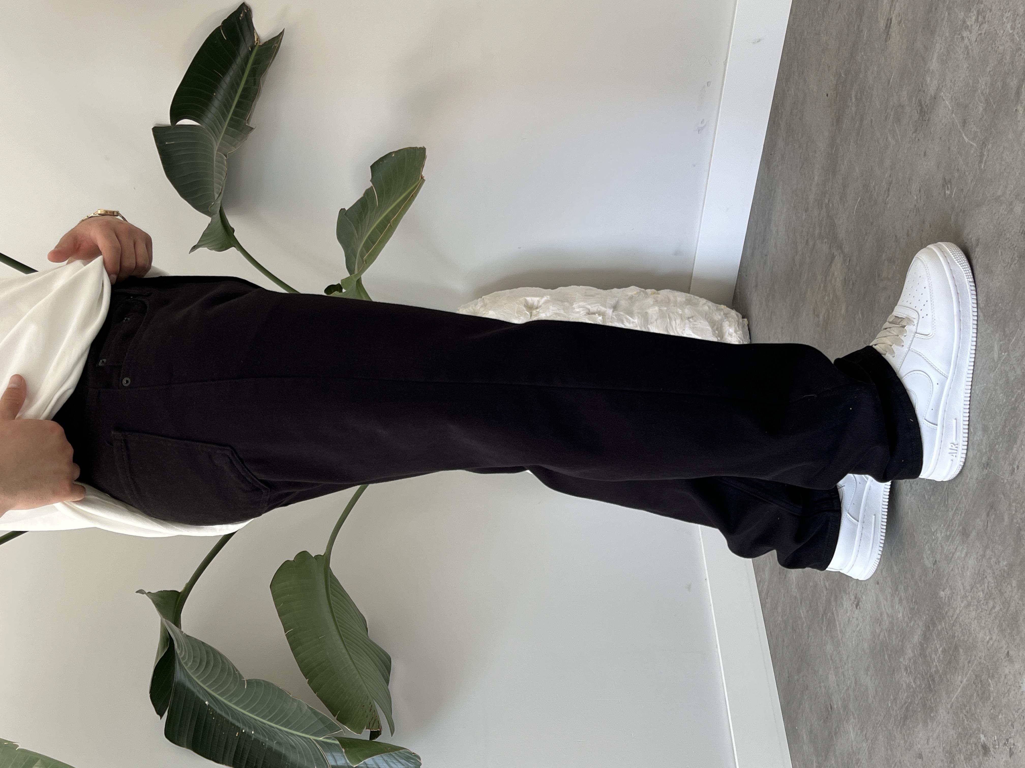 Carbon Black Baggy Jean