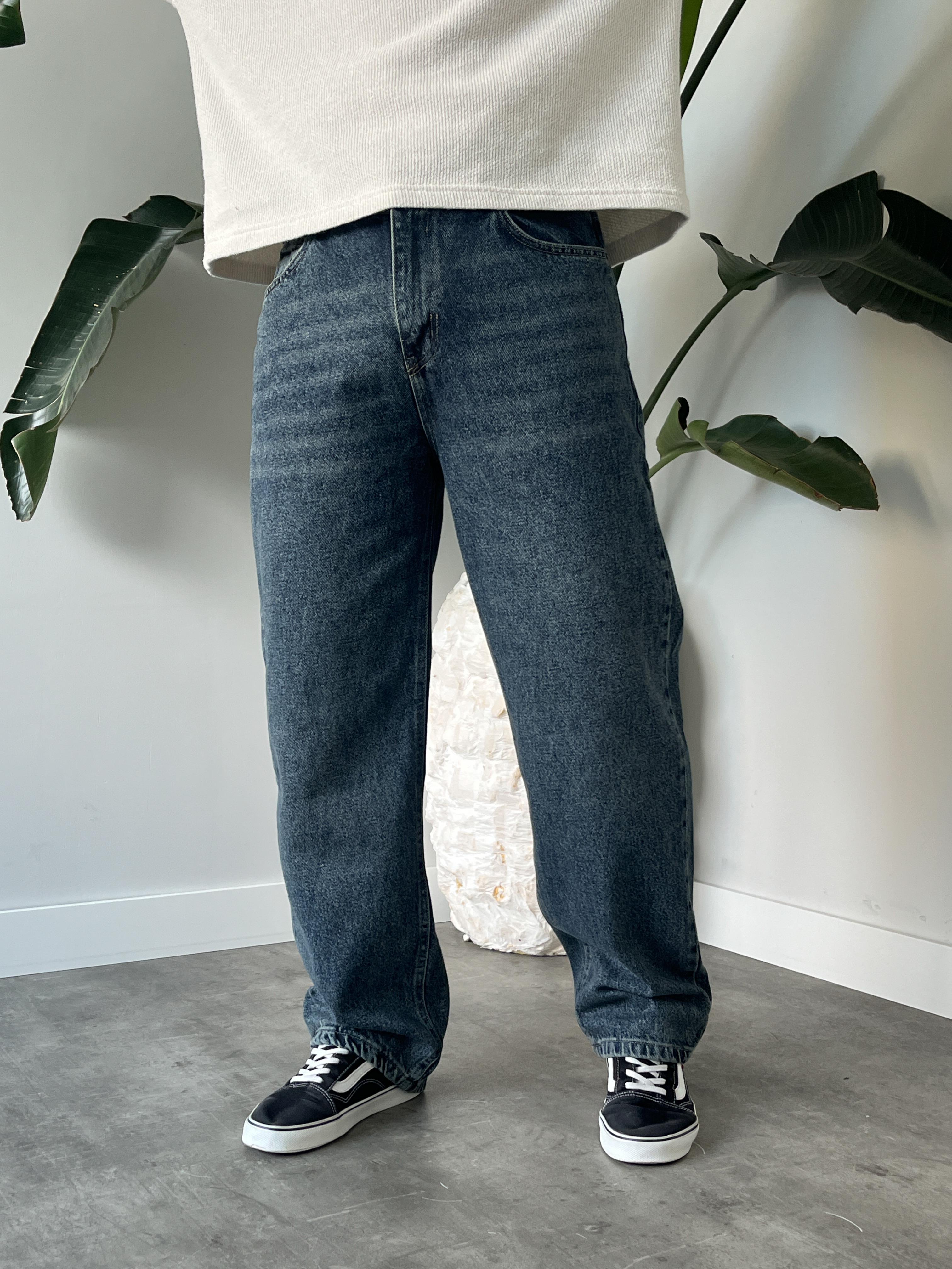Eskitme Yıkamalı Efekt Detaylı Baggy Jean