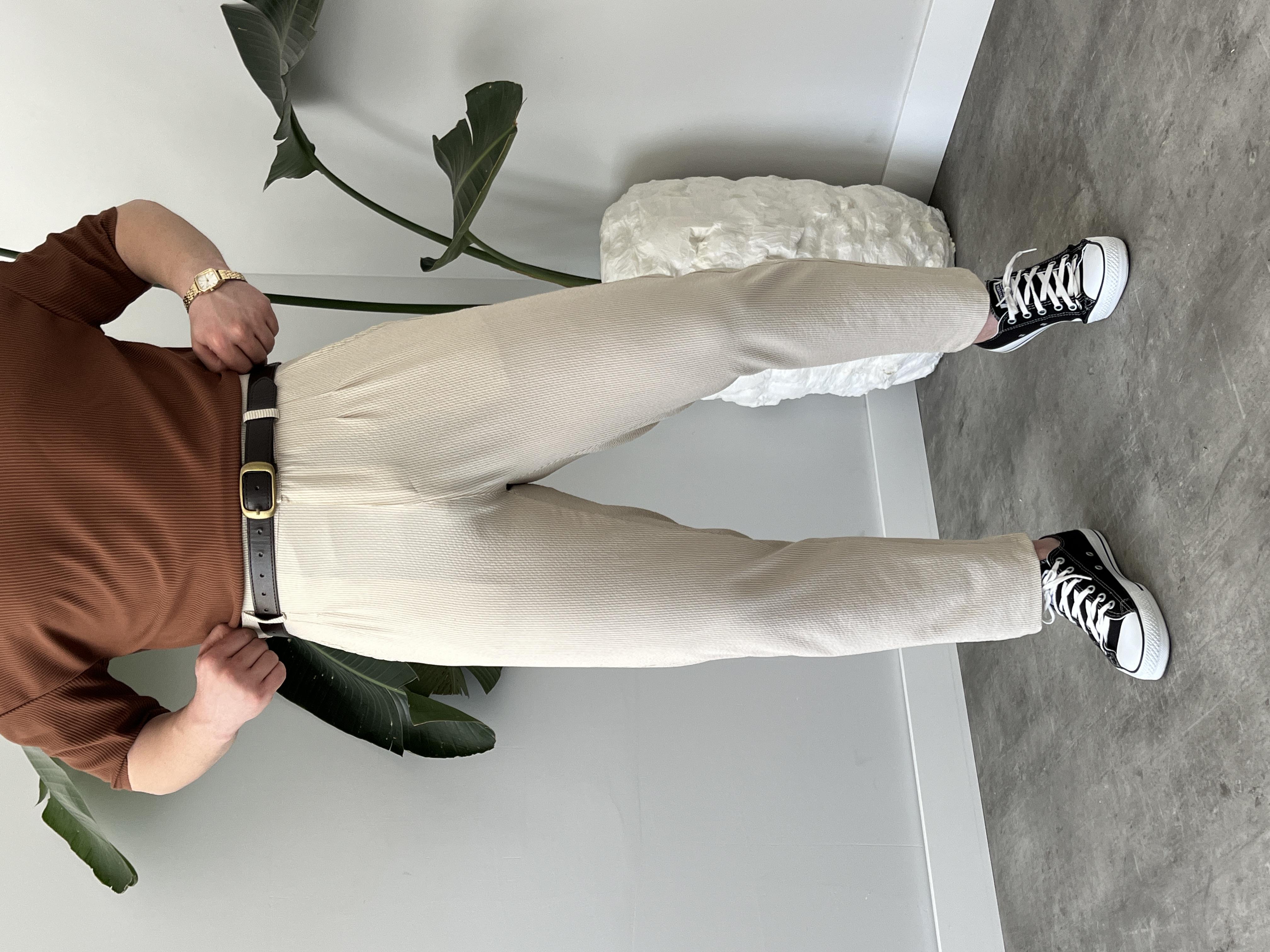 Gofre Kumaş Krem Çizgili Pileli Boyfriend Pantolon