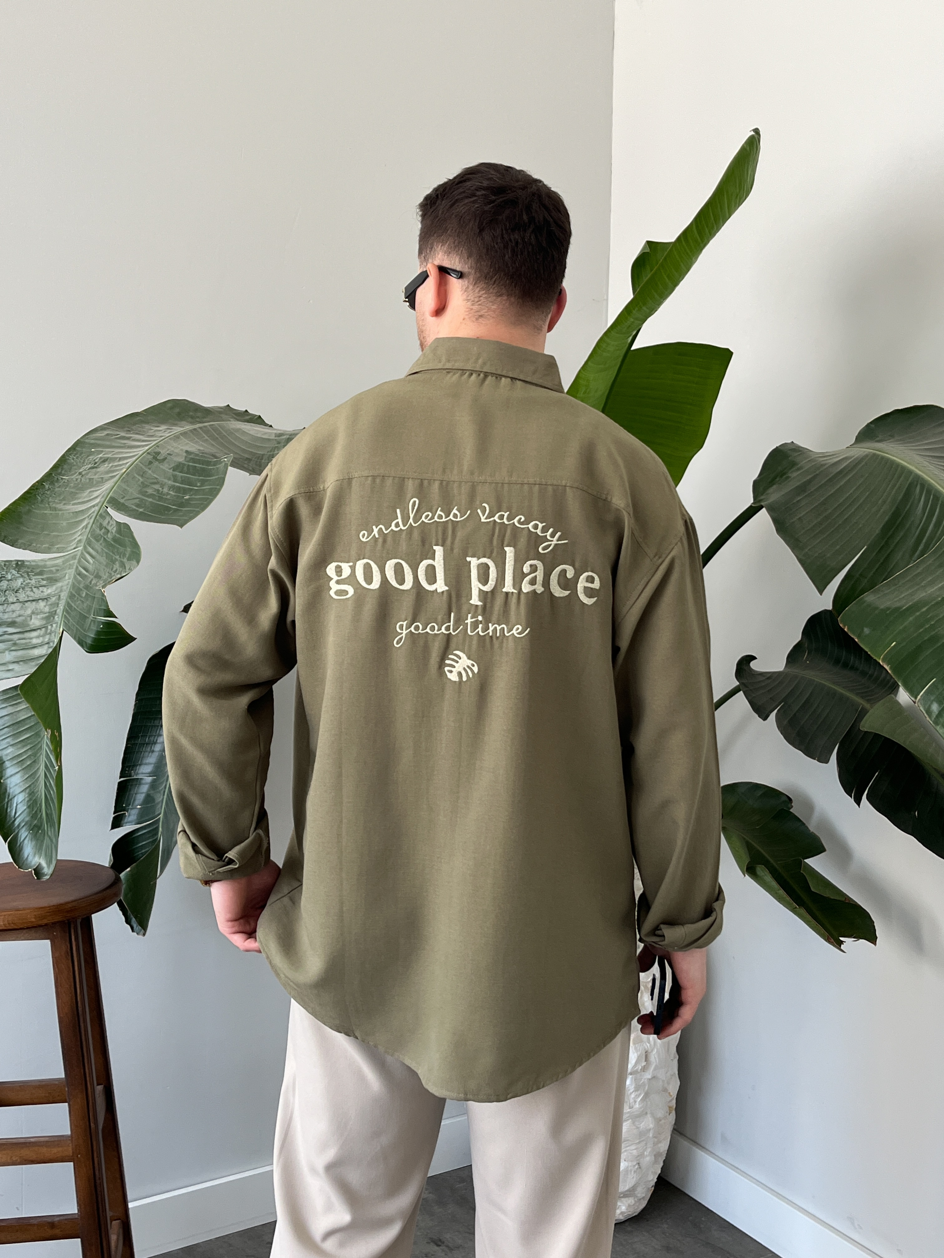 Good Place Nakışlı Çağla Keten Oversize Gömlek