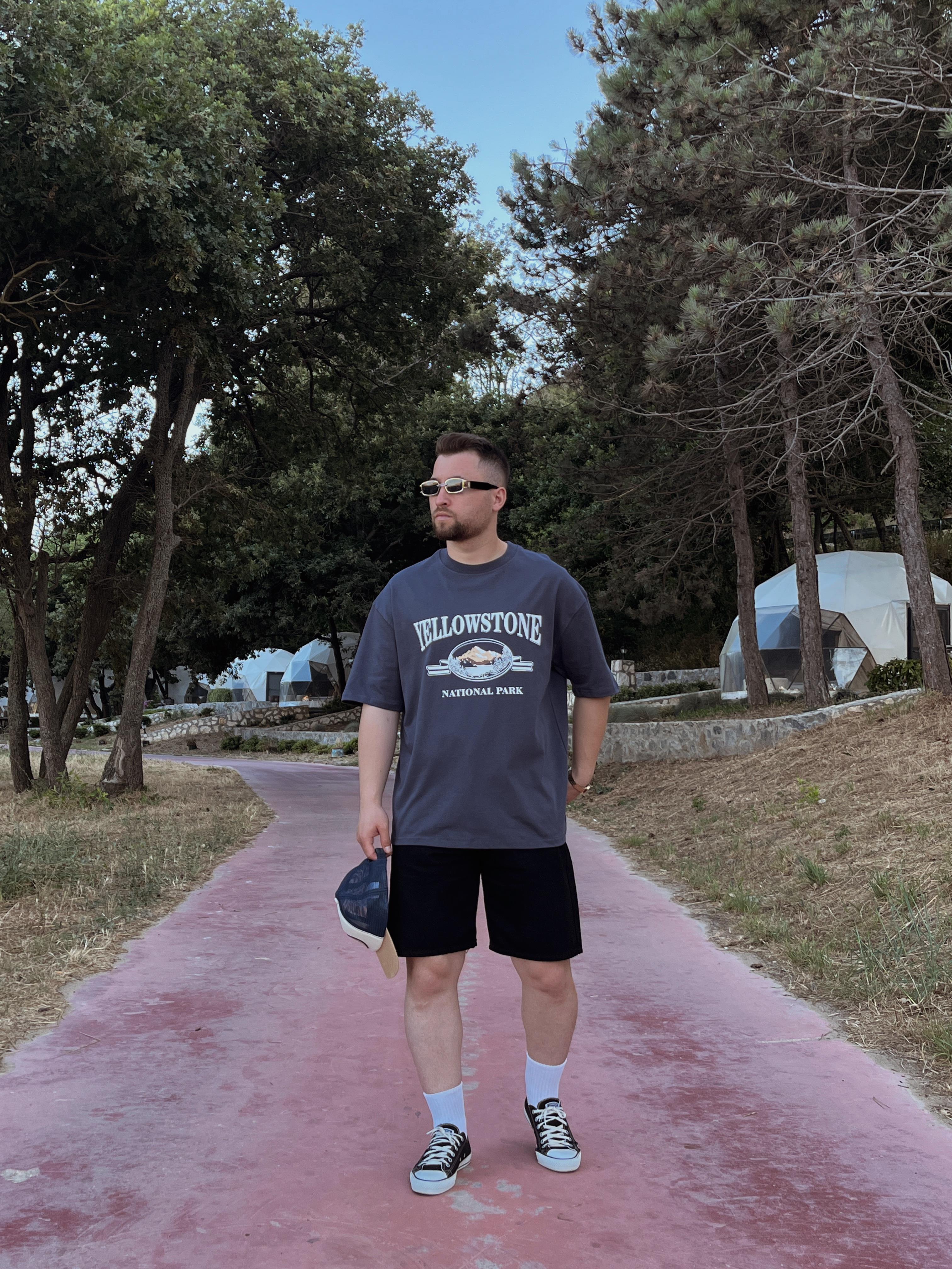 Koyu Gri Yellowstone Baskılı Oversize T-shirt