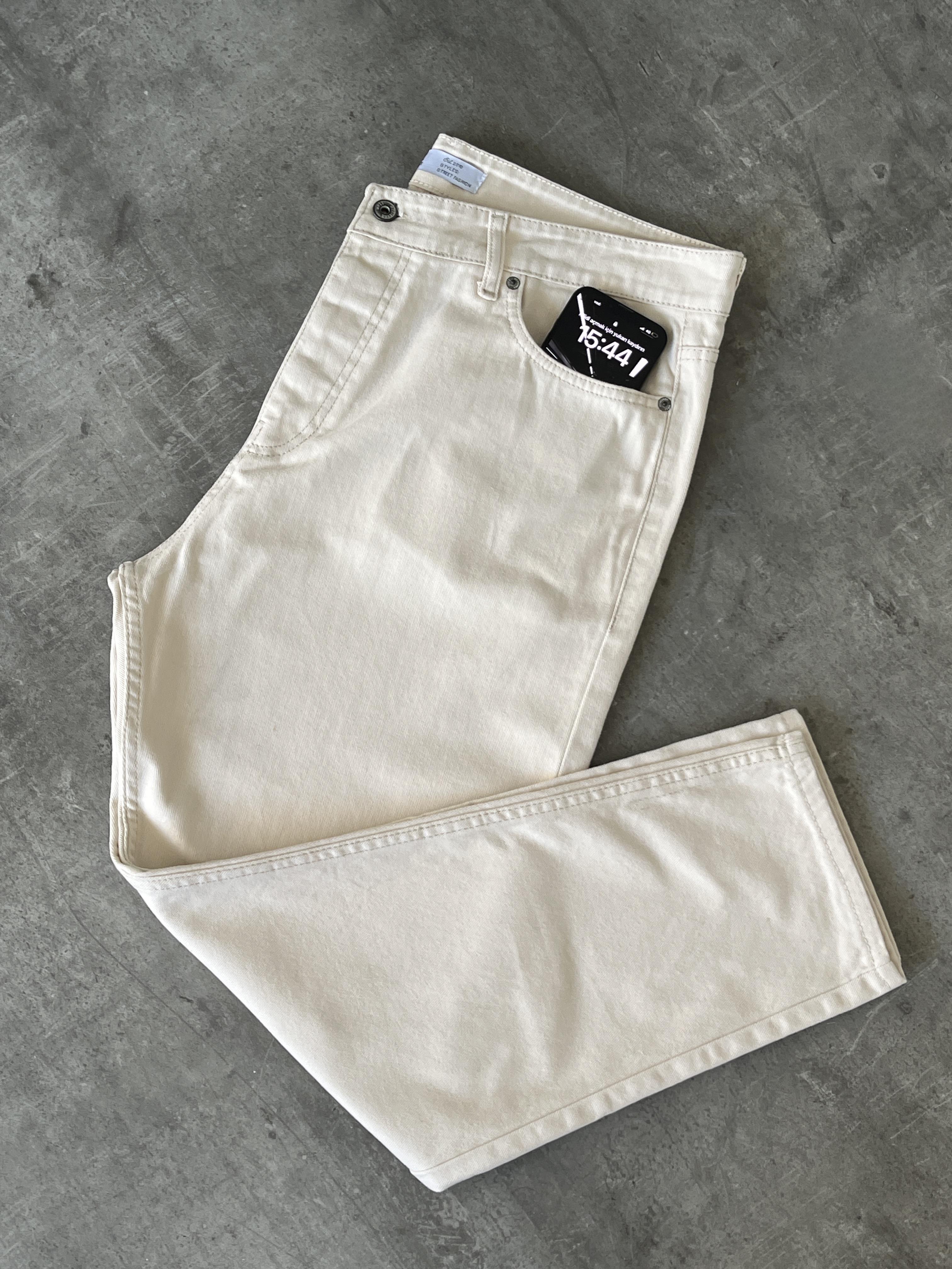 Krem Boyfriend Jean