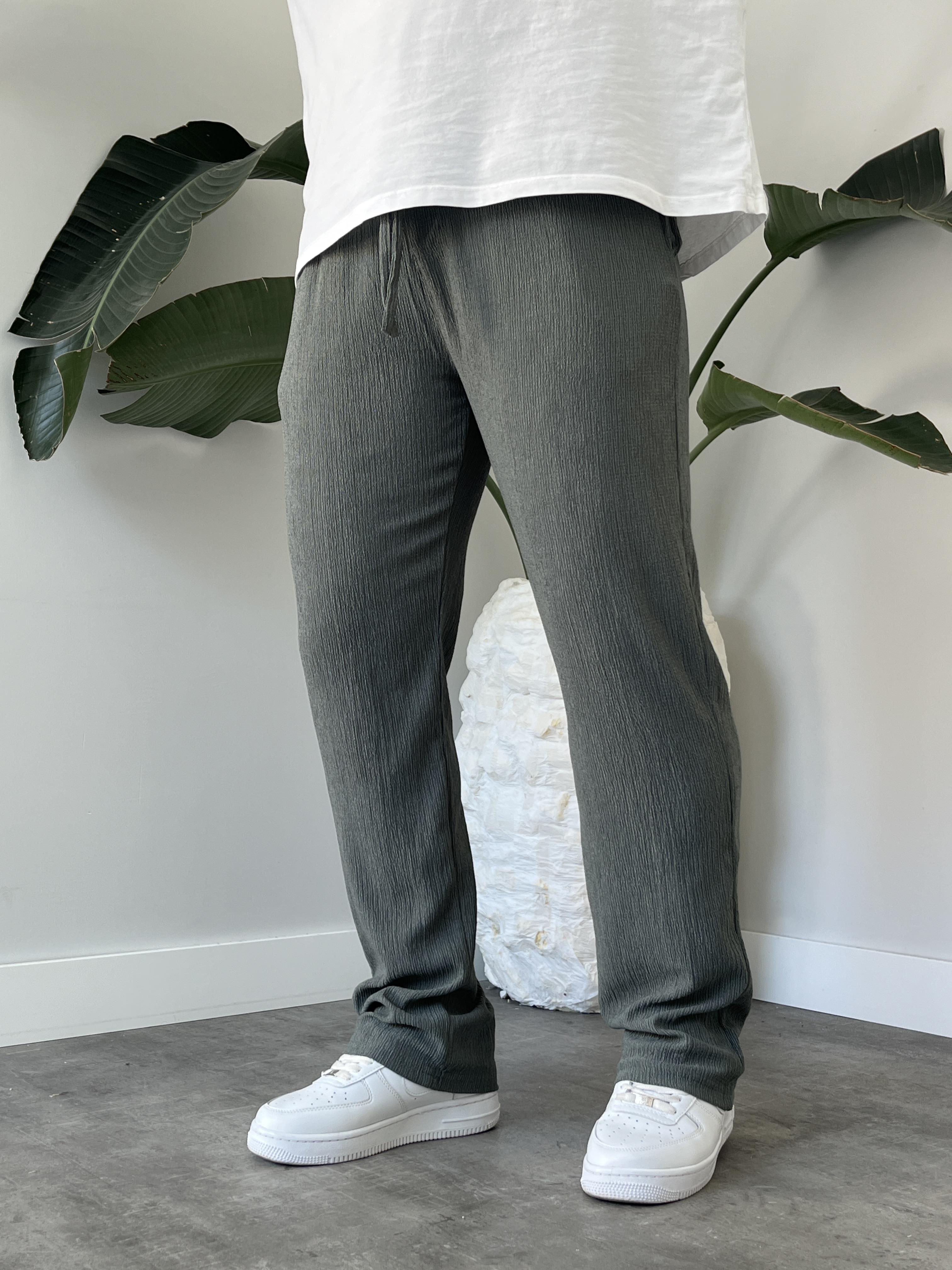 Küf Yeşili Krinkıl Kumaş Relax Fit Pantolon