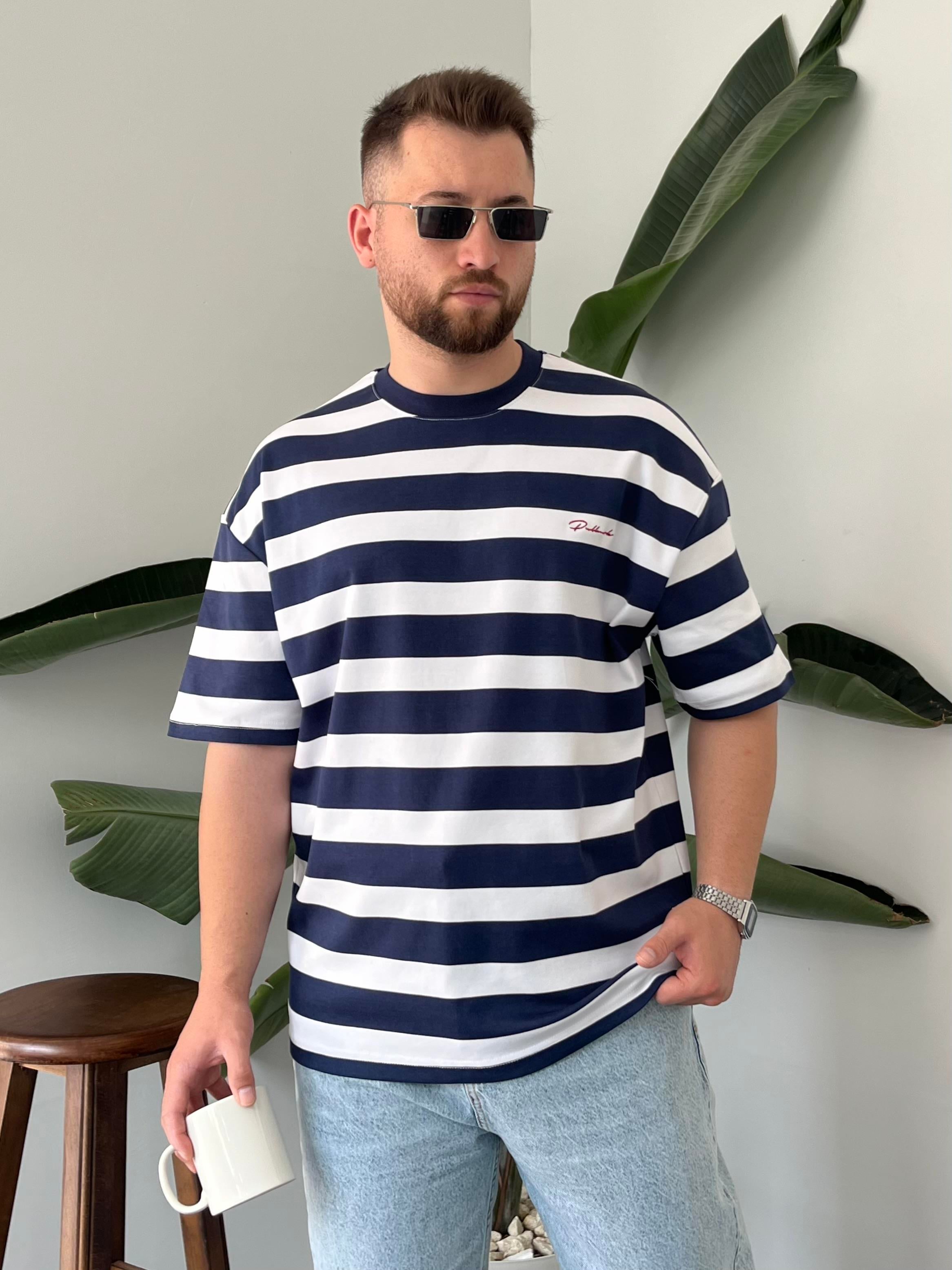 Lacivert Çizgili Nakış Detay Oversize T-shirt