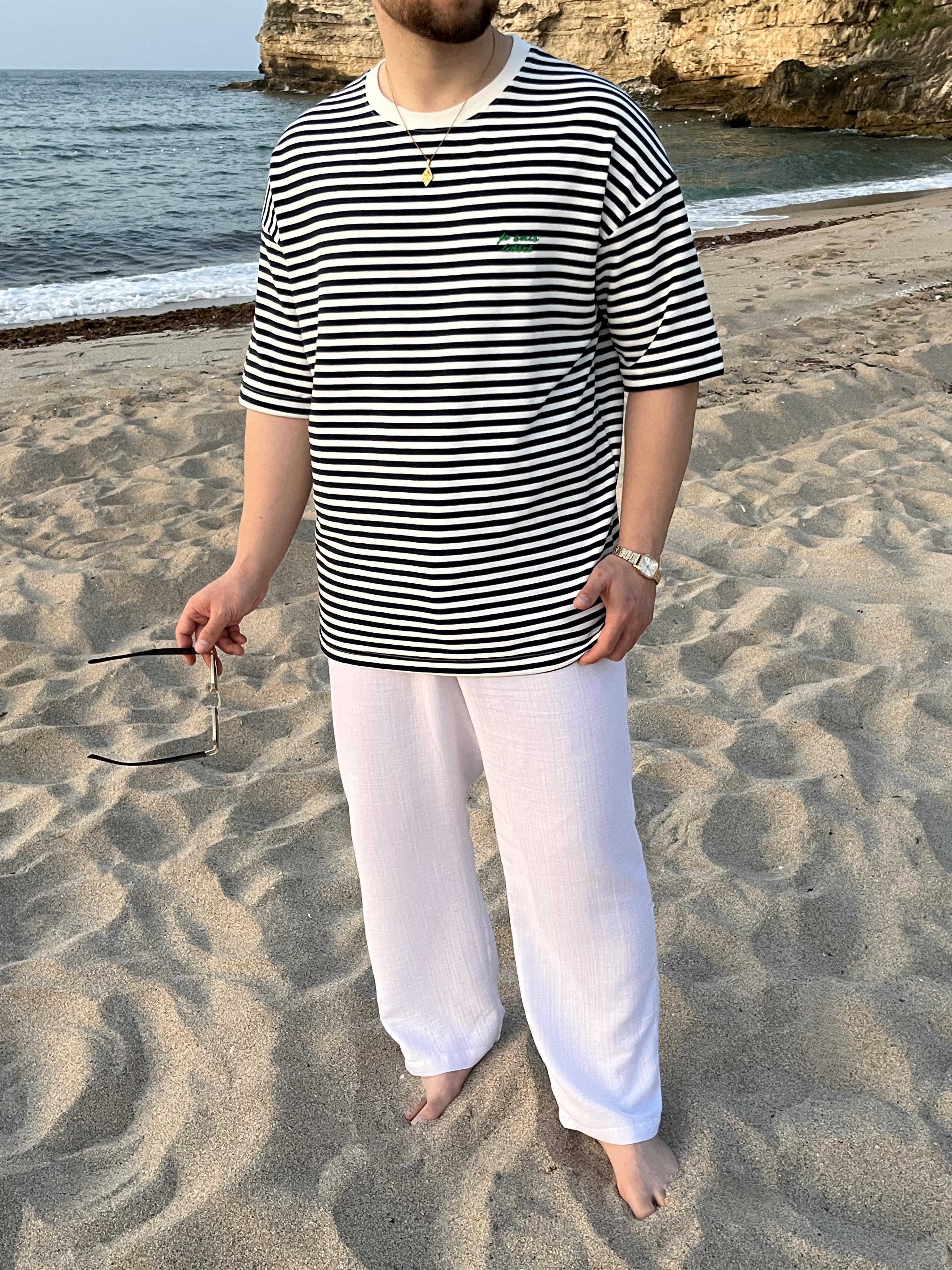 Lacivert Çizgili Nakış Detaylı Oversize T-shirt