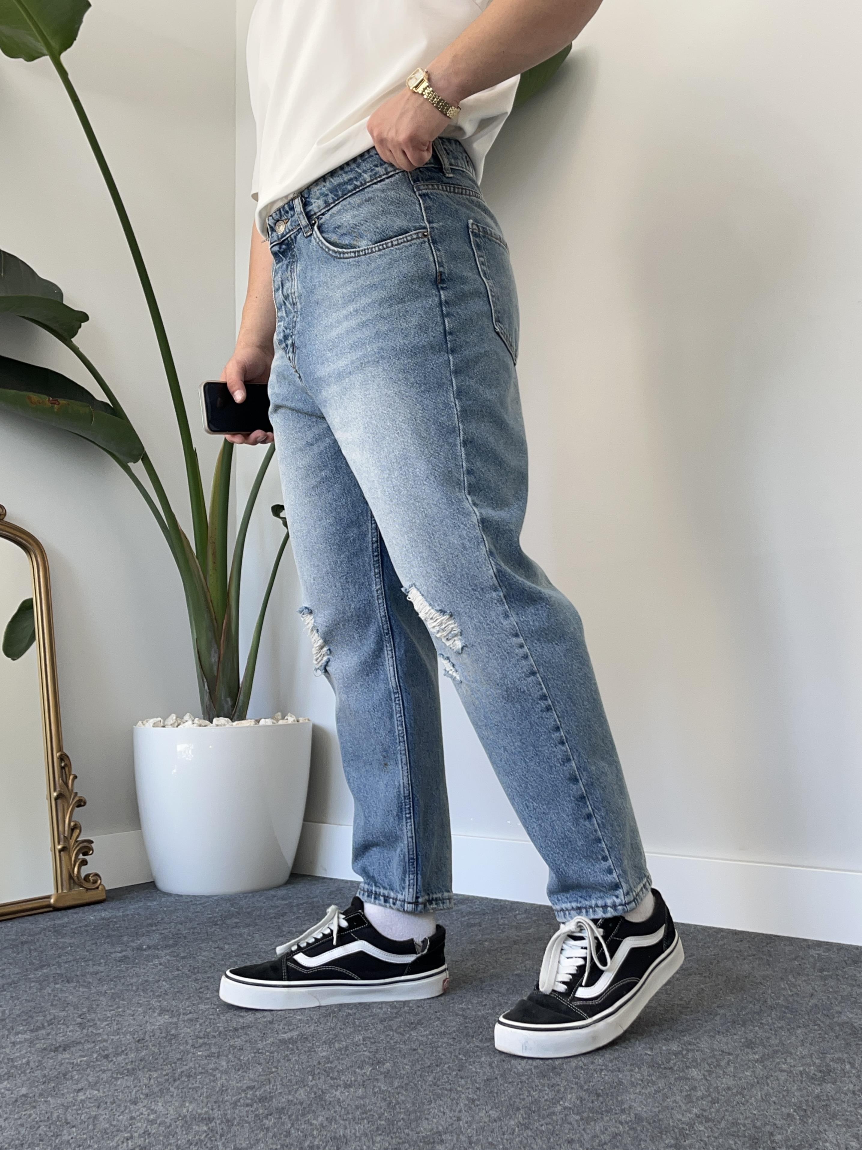 Minimal Yırtık Mavi Boyfriend Jean