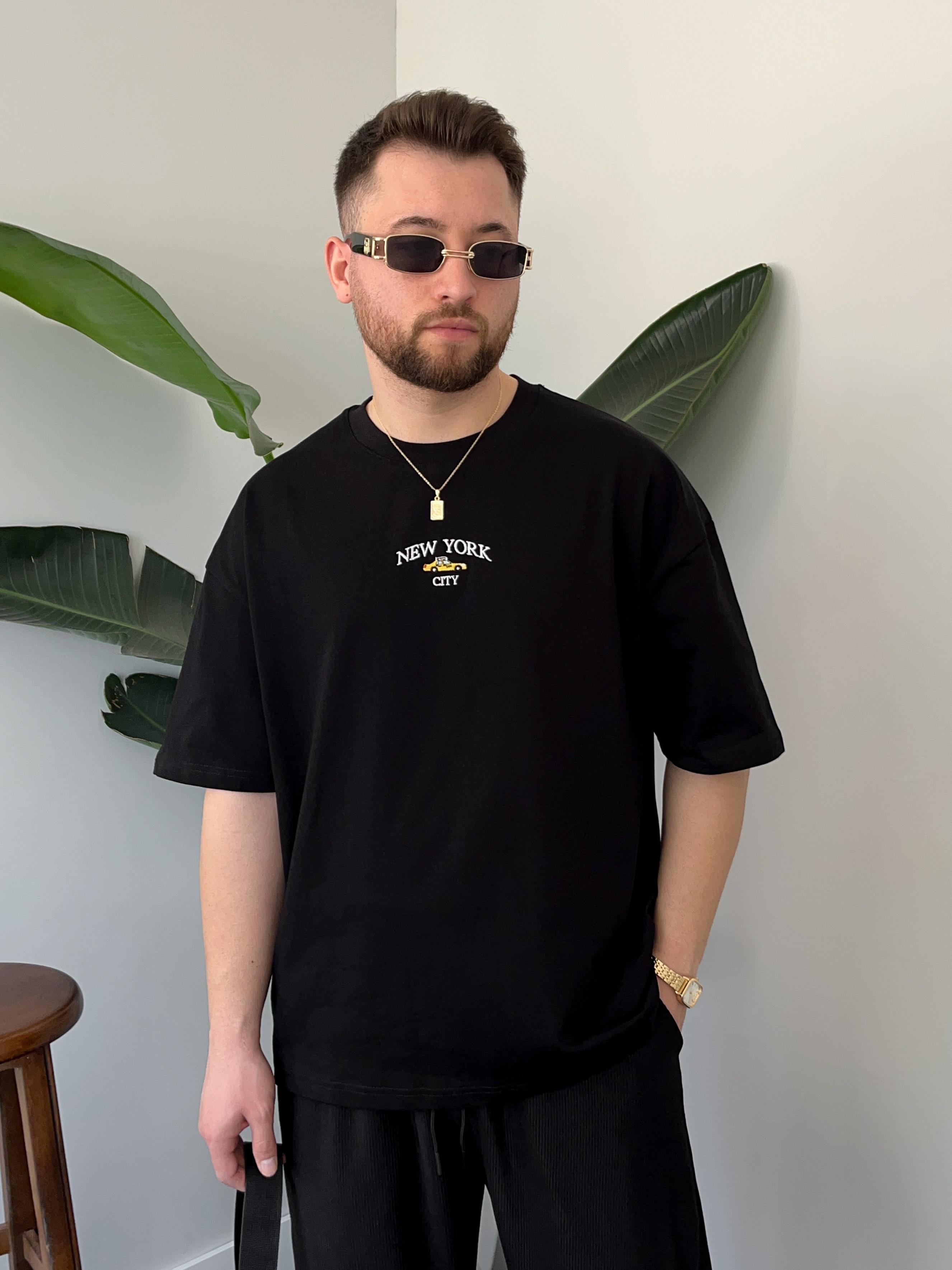 New York Nakışlı Siyah Oversize  T-shirt