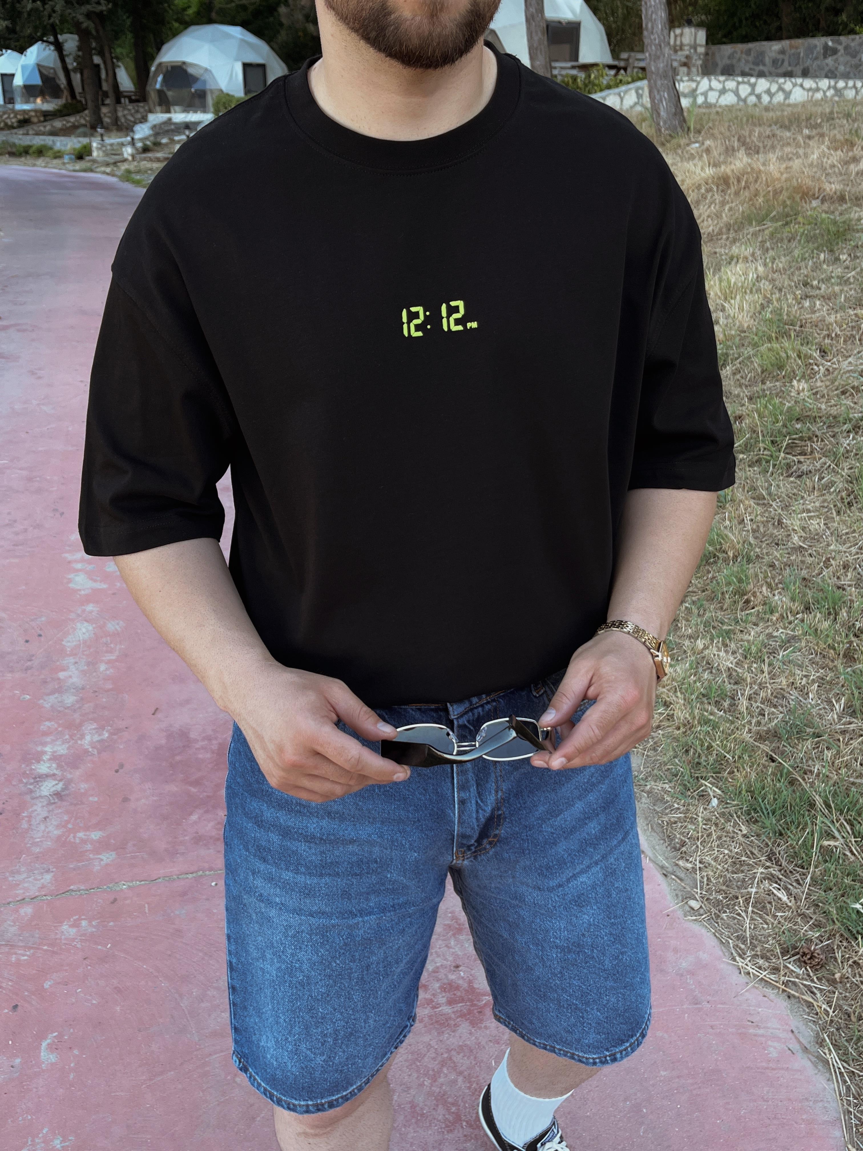 Siyah 12:12pm Kabartmalı Oversize T-shirt