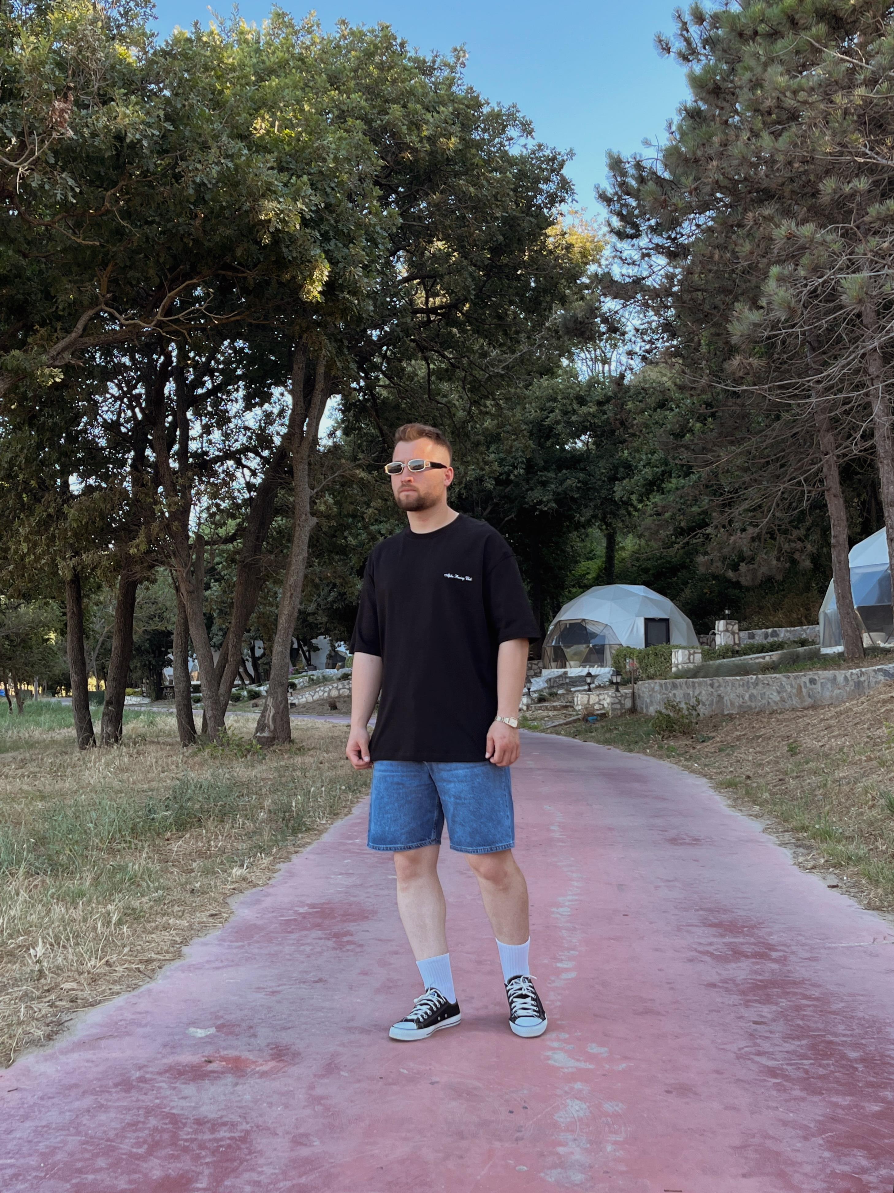 Siyah Alpha Racing Baskılı Oversize T-shirt
