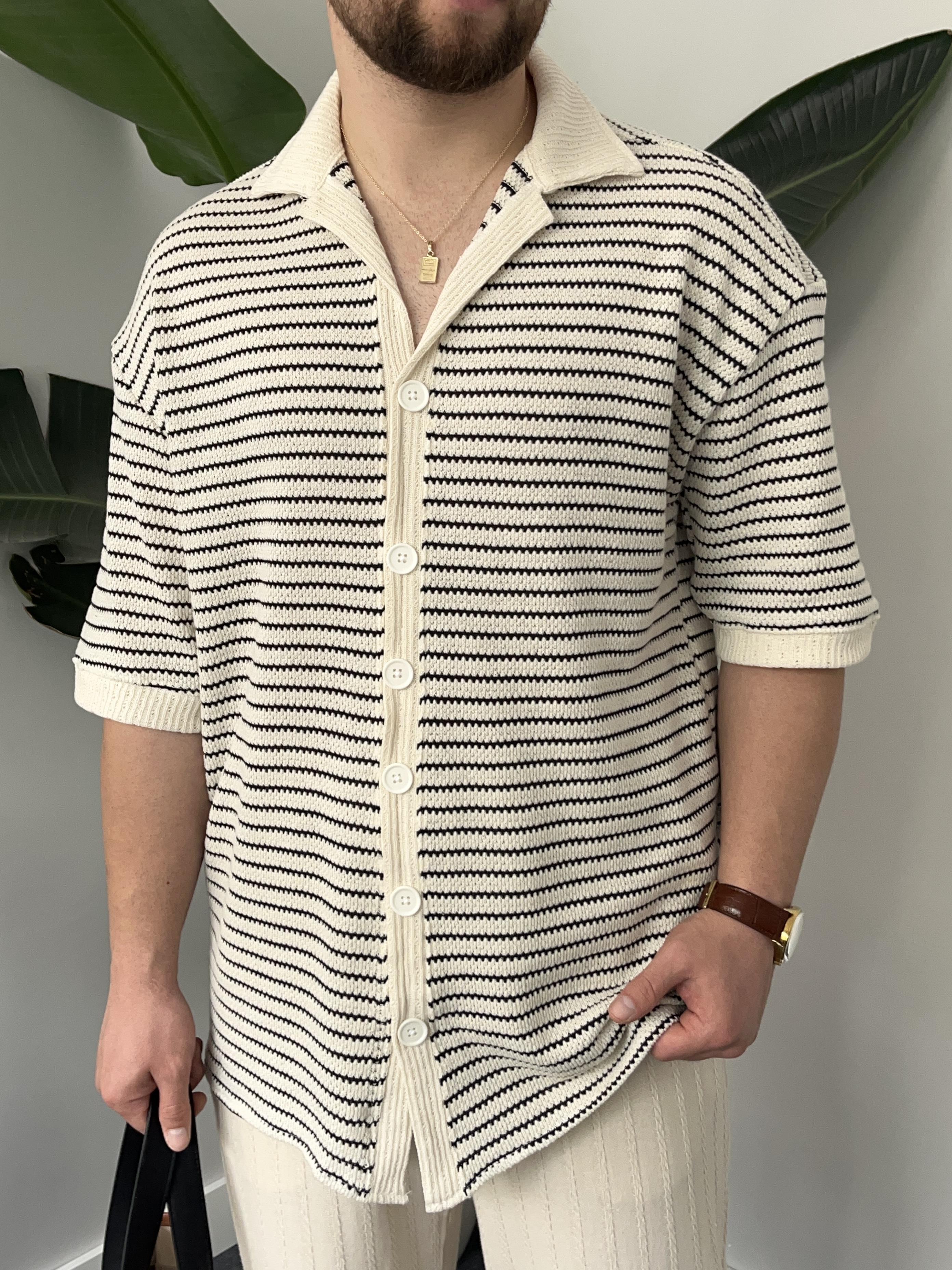 Siyah Çizgili Gömlek Görünümlü Oversize T-shirt