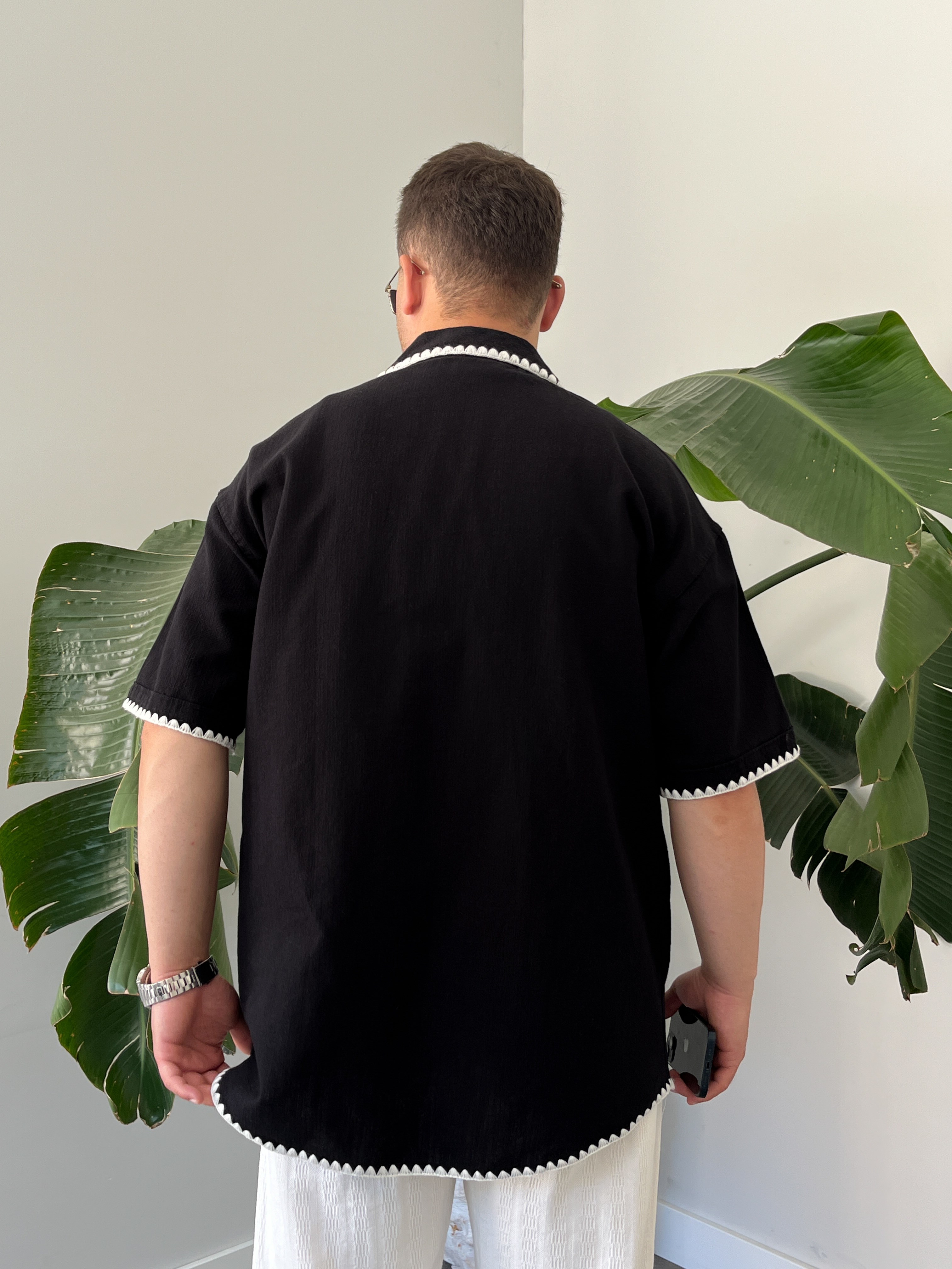 Siyah Kontrast Dikiş Keten Oversize Gömlek