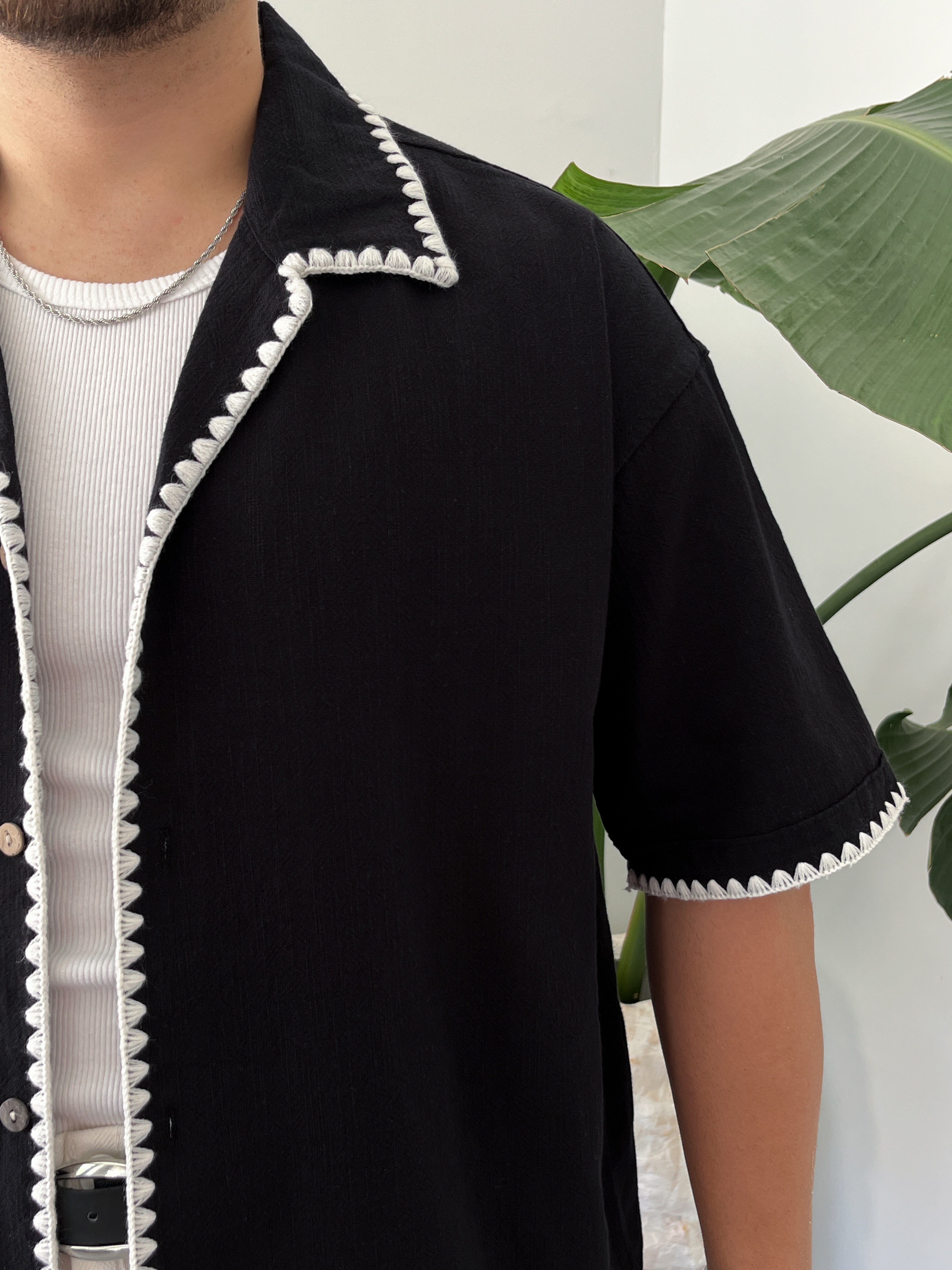 Siyah Kontrast Dikiş Keten Oversize Gömlek