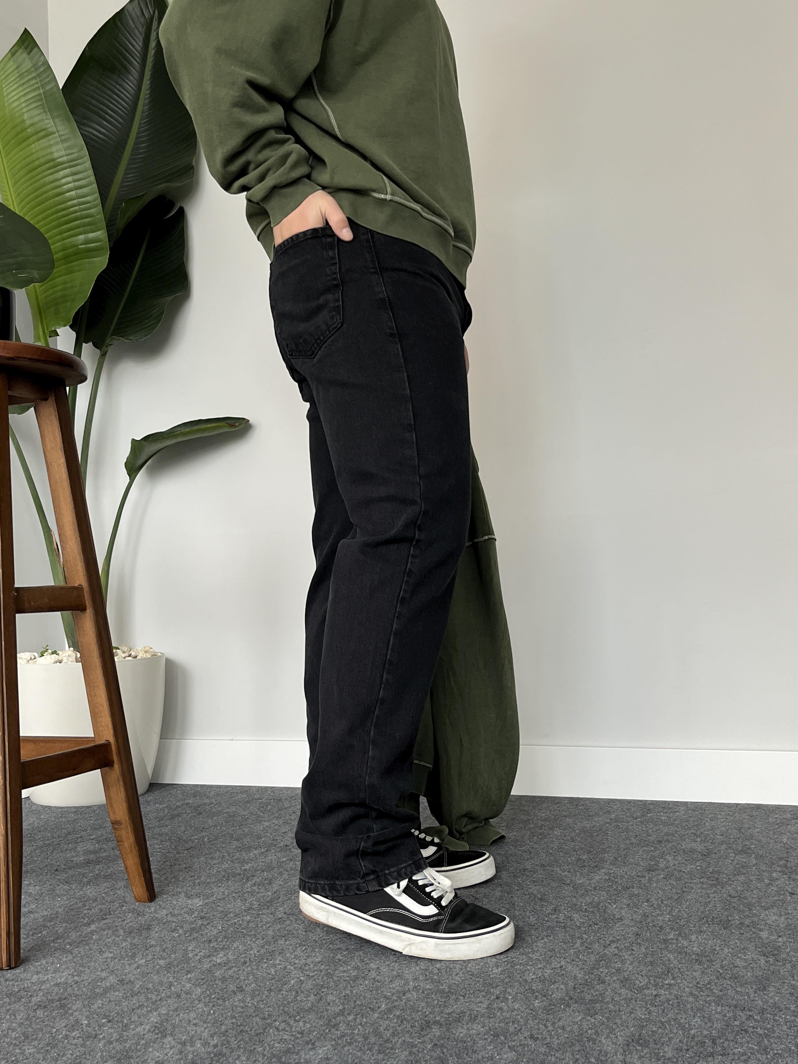 Siyah Yıkamalı Baggy Jean