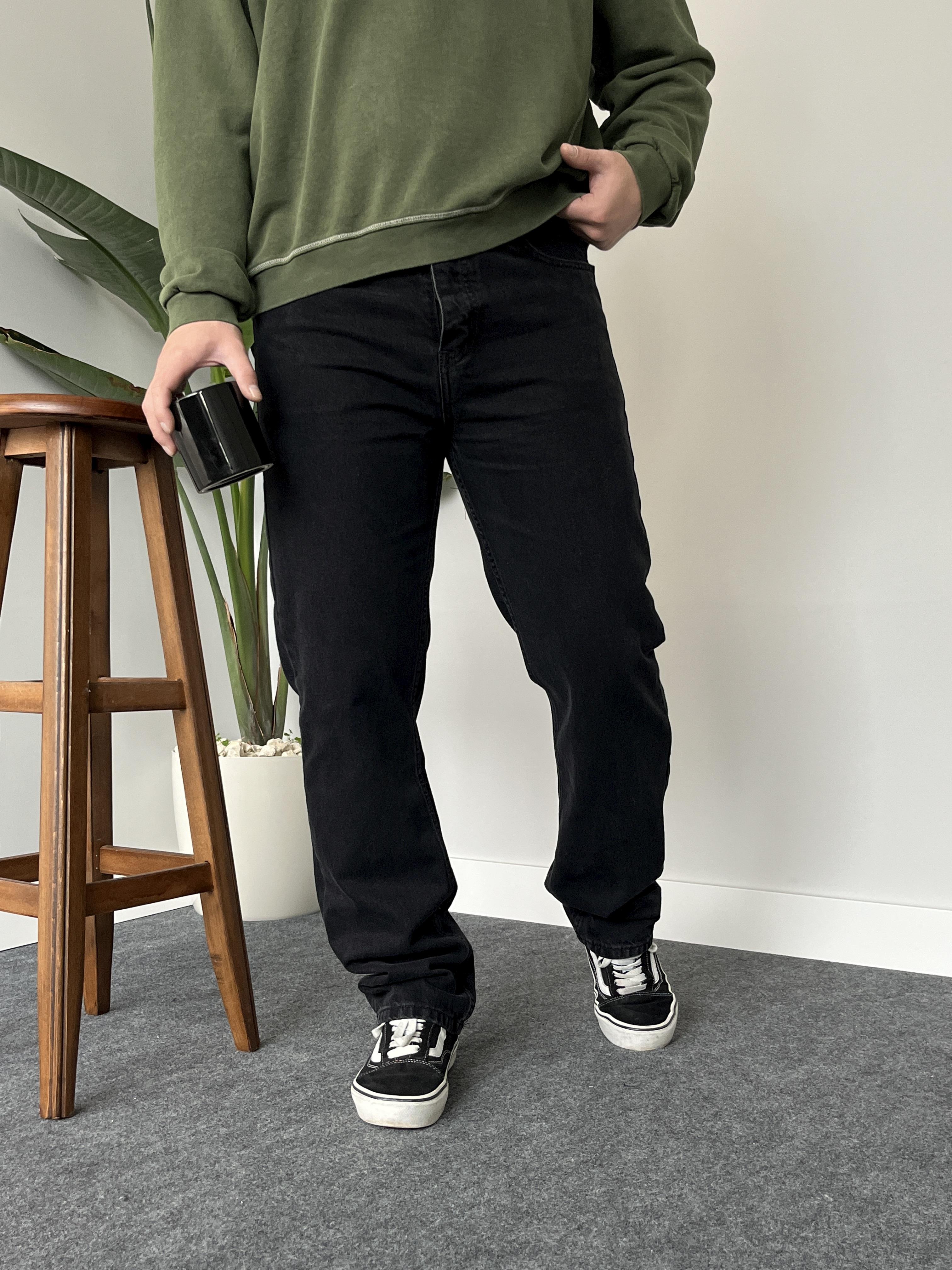 Siyah Yıkamalı Baggy Jean
