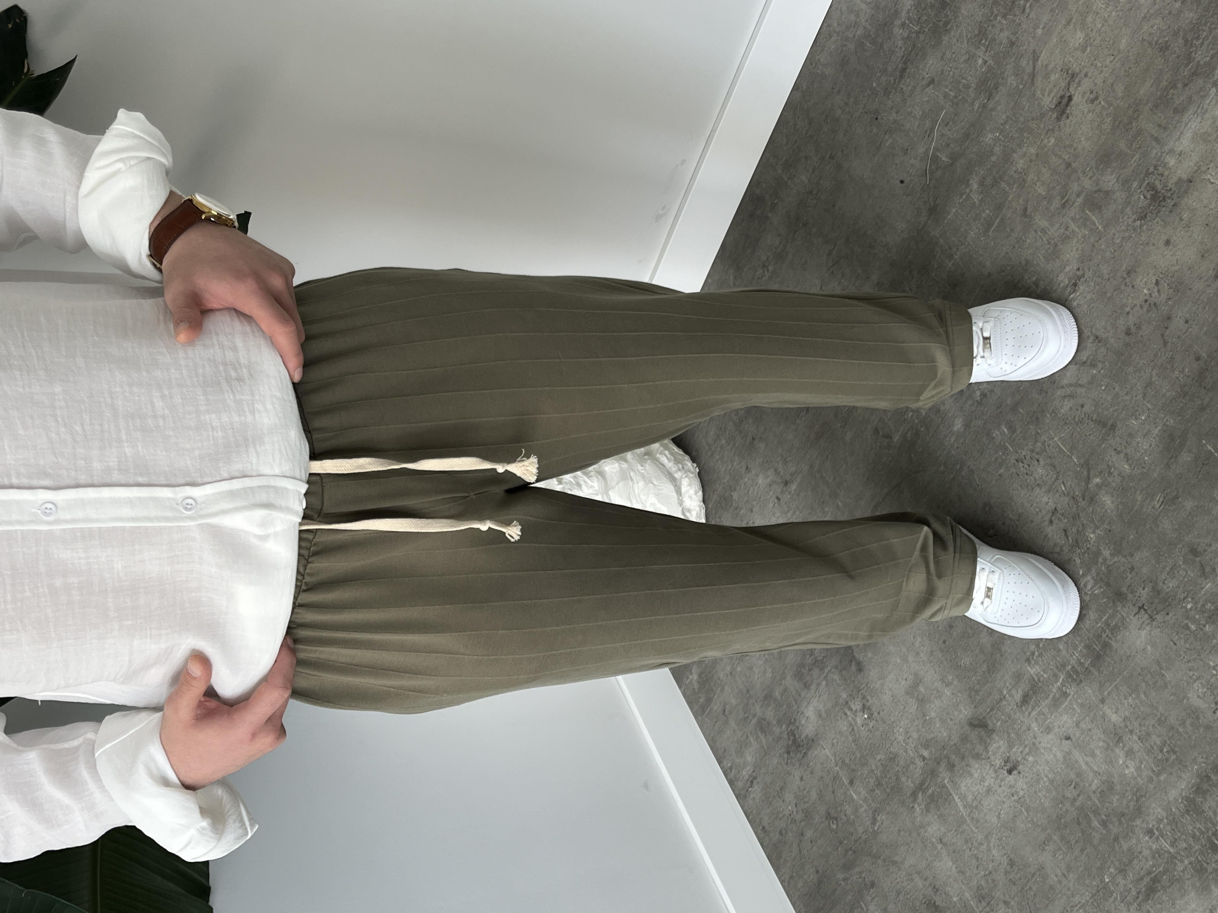 Stride Haki Çizgi Detaylı Baggy Pantolon