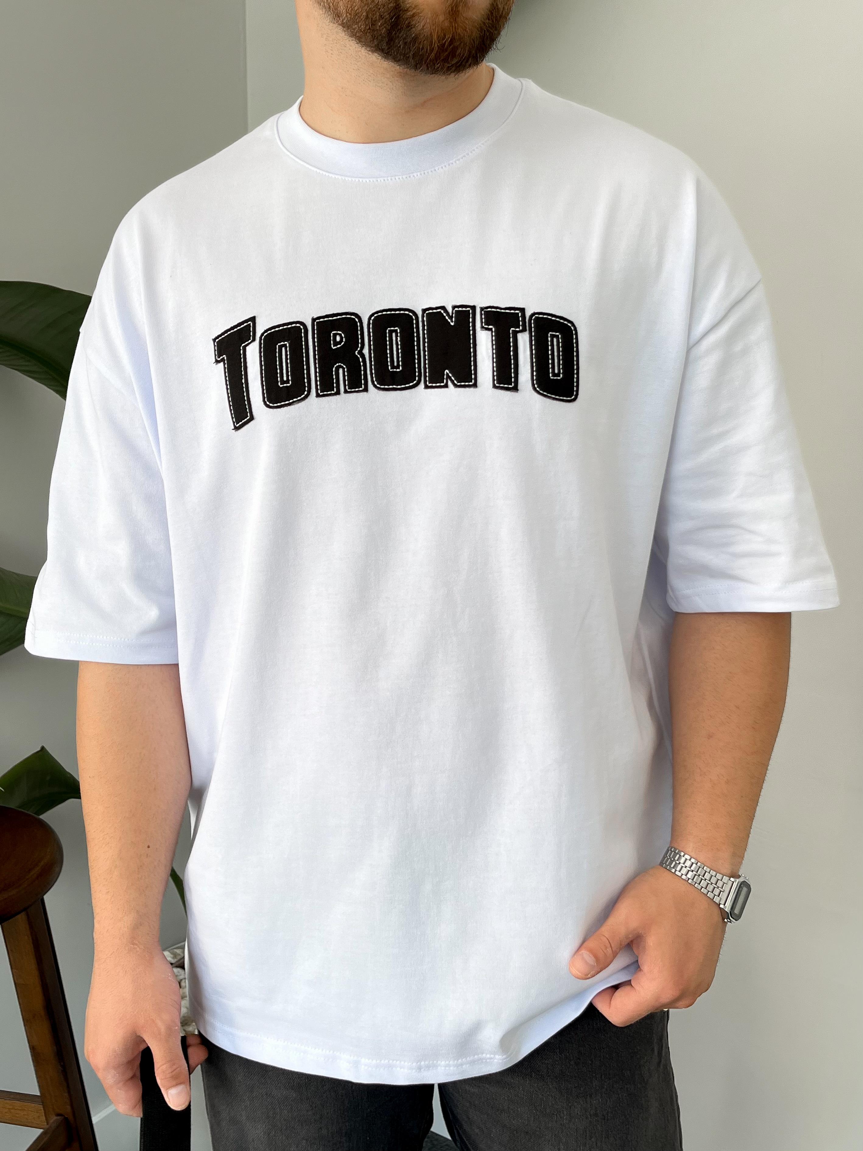 Toronto Nakışlı Beyaz Oversize T-shirt