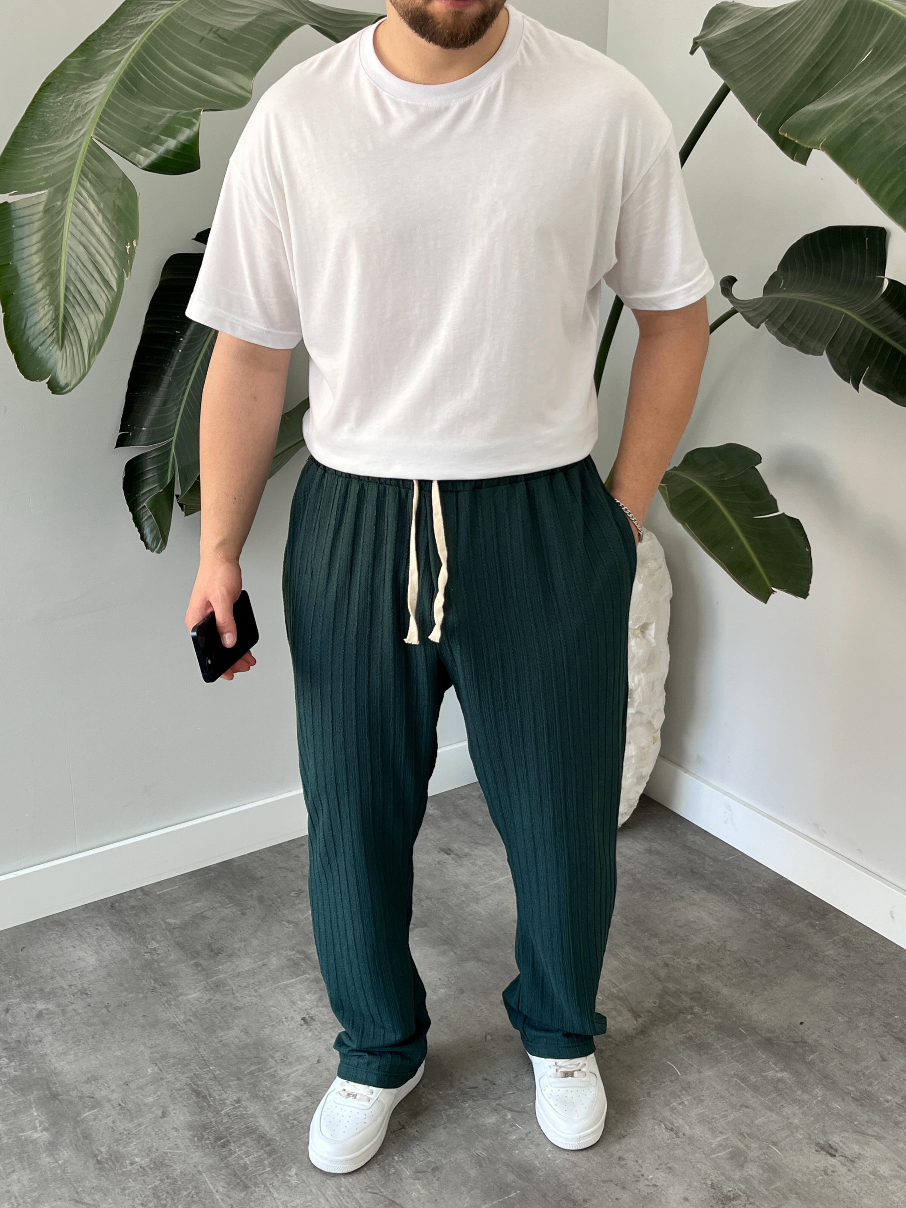 Zümrüt Çizgi Desenli Bağcık Detaylı Baggy Pantolon