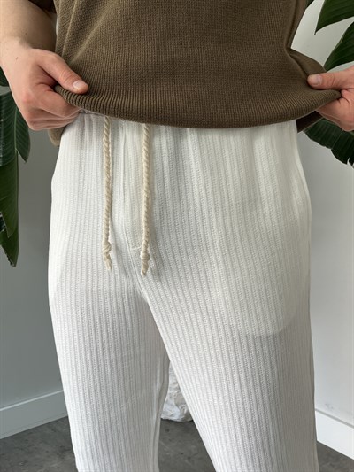 Beyaz Halat Bağcık Detay Desenli Baggy Pantolon