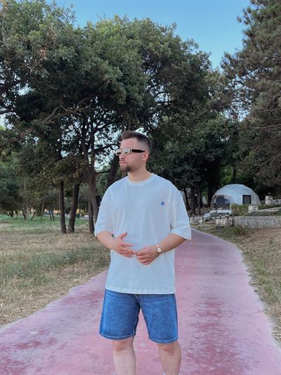 Ekru Stars Baskılı Oversize T-shirt