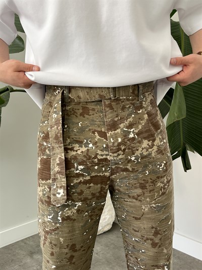 Kahve Tonlu Kemer Detay Kamuflaj Desen Keten Baggy Pantolon