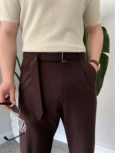 Kahverengi Kemer Detaylı Kumaş Baggy Pantolon