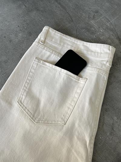 Krem Boyfriend Jean