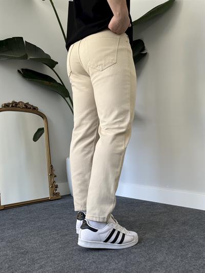 Krem Kanvas Boyfriend Jean