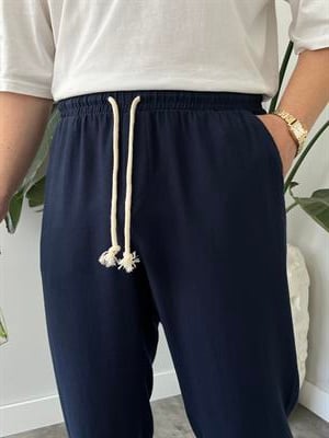 Lacivert Burgu Bağcık Detaylı Pamuk Keten Relax Fit Pantolon