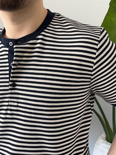 Lacivert Çizgili Hakim Yaka Örme Triko T-shirt