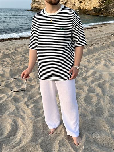 Lacivert Çizgili Nakış Detaylı Oversize T-shirt