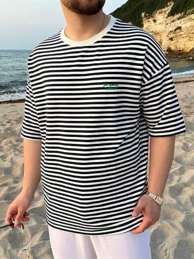 Lacivert Çizgili Nakış Detaylı Oversize T-shirt