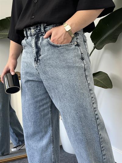 Light Blue Tint Acid-Wash Extra Baggy Jean
