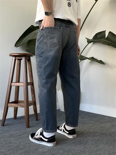 Mystic Dark Wash Boyfriend Jean