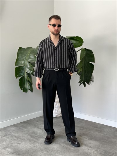 Siyah Apaj Yaka Çizgili Oversize Gömlek