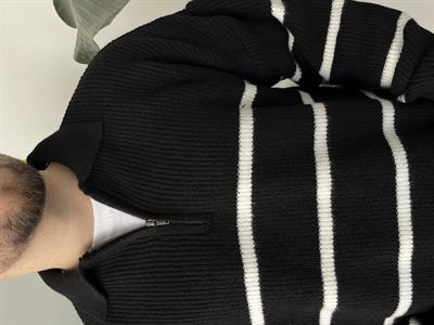 Siyah Çizgili Fermuar Detaylı Oversize Triko Kazak
