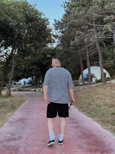 Siyah Çizgili Oversize T-shirt