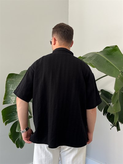 Siyah Dokulu Kısa Kollu Oversize Gömlek