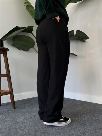 Siyah Pileli Fitilli Baggy Pantolon