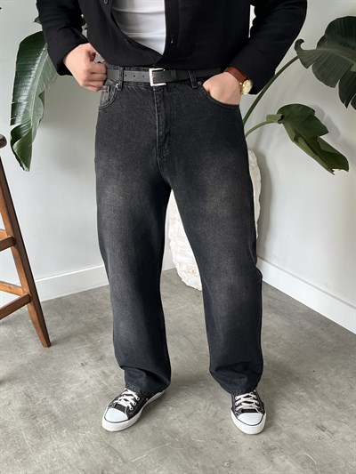 Yıkamalı Efektli Siyah Baggy Jean
