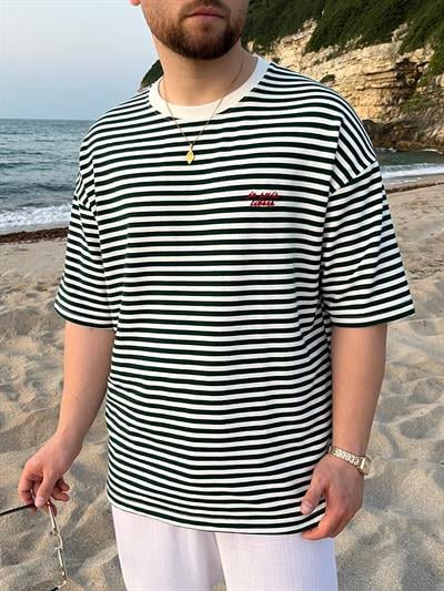 Zümrüt Çizgili Nakış Detaylı Oversize T-shirt